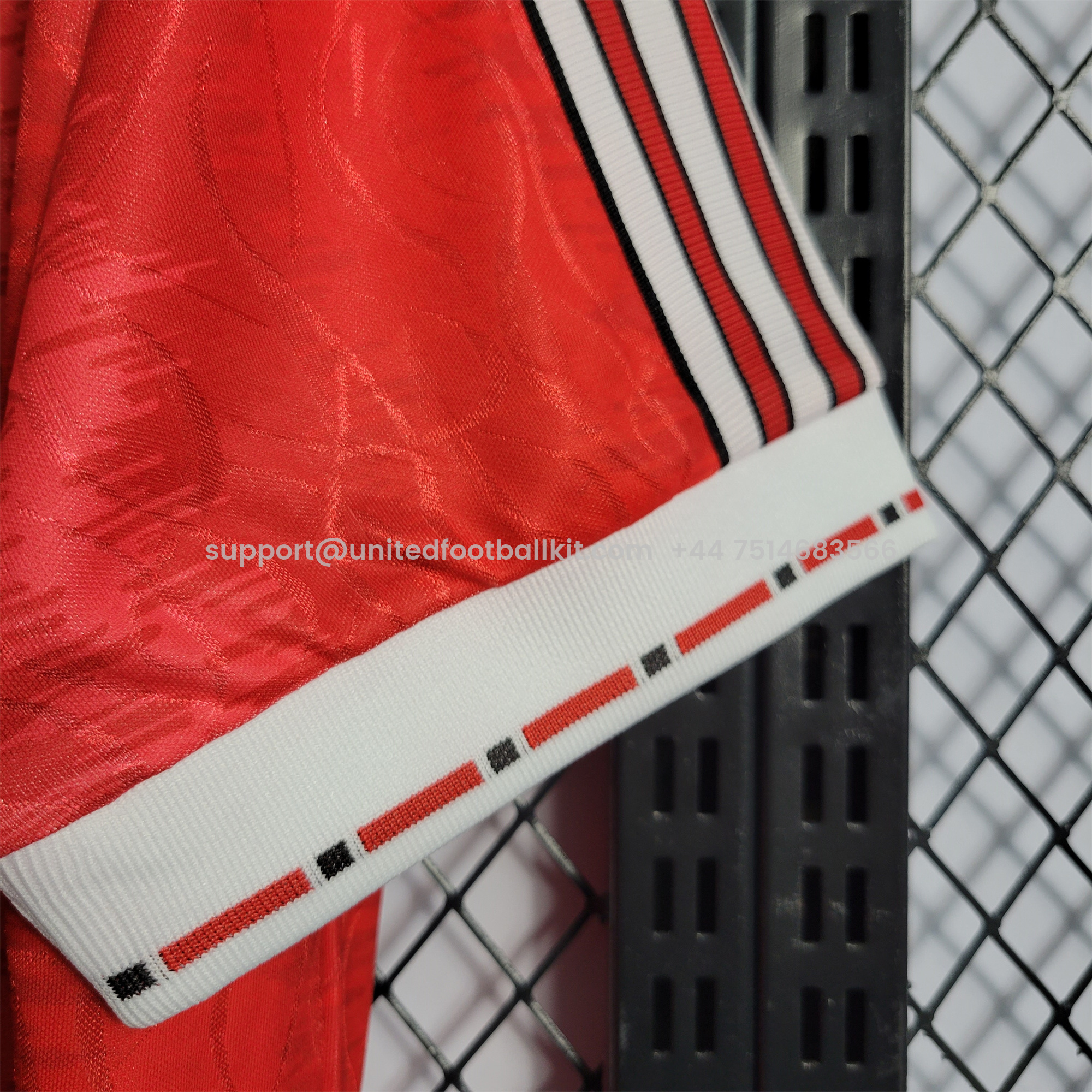 Unitedfootballkit.com | Retro Manchester United 90-92 Home Stadium Jersey -Customize Name, Number and Patch | Worldwide Shipping