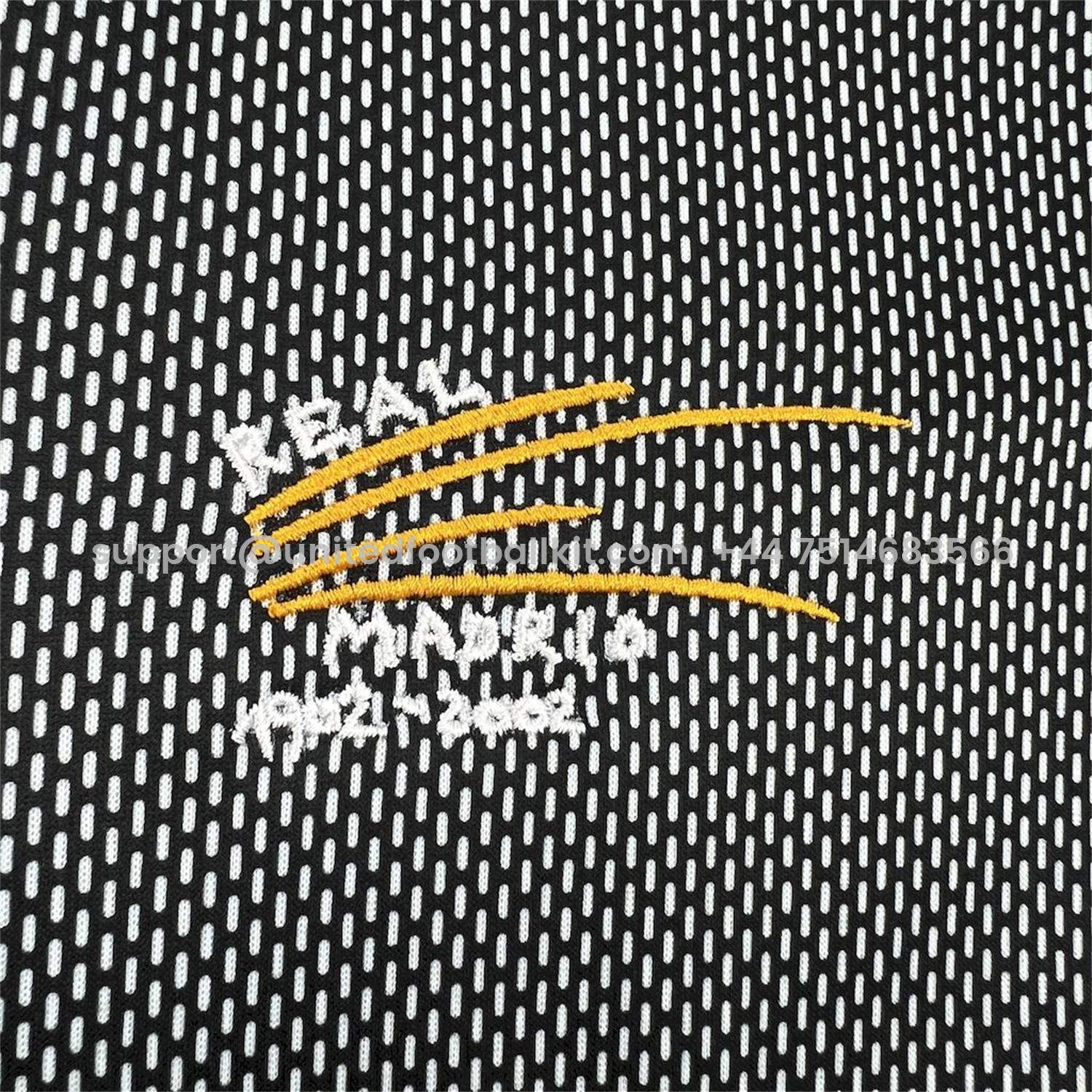 Unitedfootballkit.com | Retro Real Madrid 2002-03 Grey Goalkeeper Jersey -Customize Name, Number and Patch | Worldwide Shipping