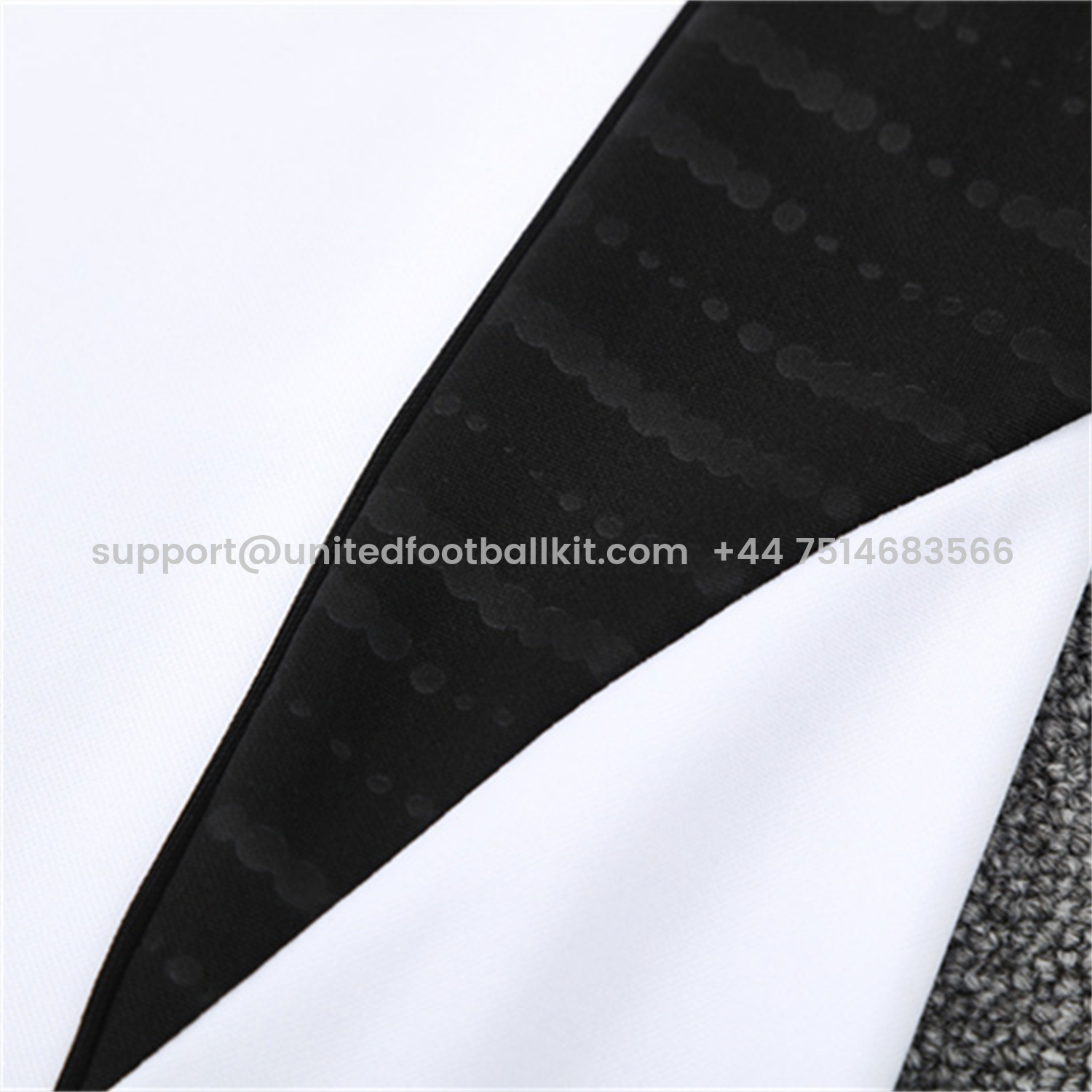 Unitedfootballkit.com | Arsenal 25-26 Long Sleeve Training Set - White Top & Black Pants -Customize Name, Number and Patch | Worldwide Shipping