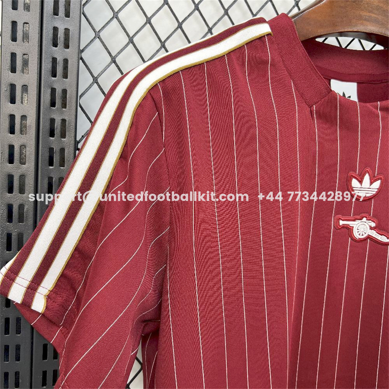 Unitedfootballkit.com | Arsenal 25-26 Trefoil White Lines Red Travel Jersey - Fans Version -Customize Name, Number and Patch | Worldwide Shipping