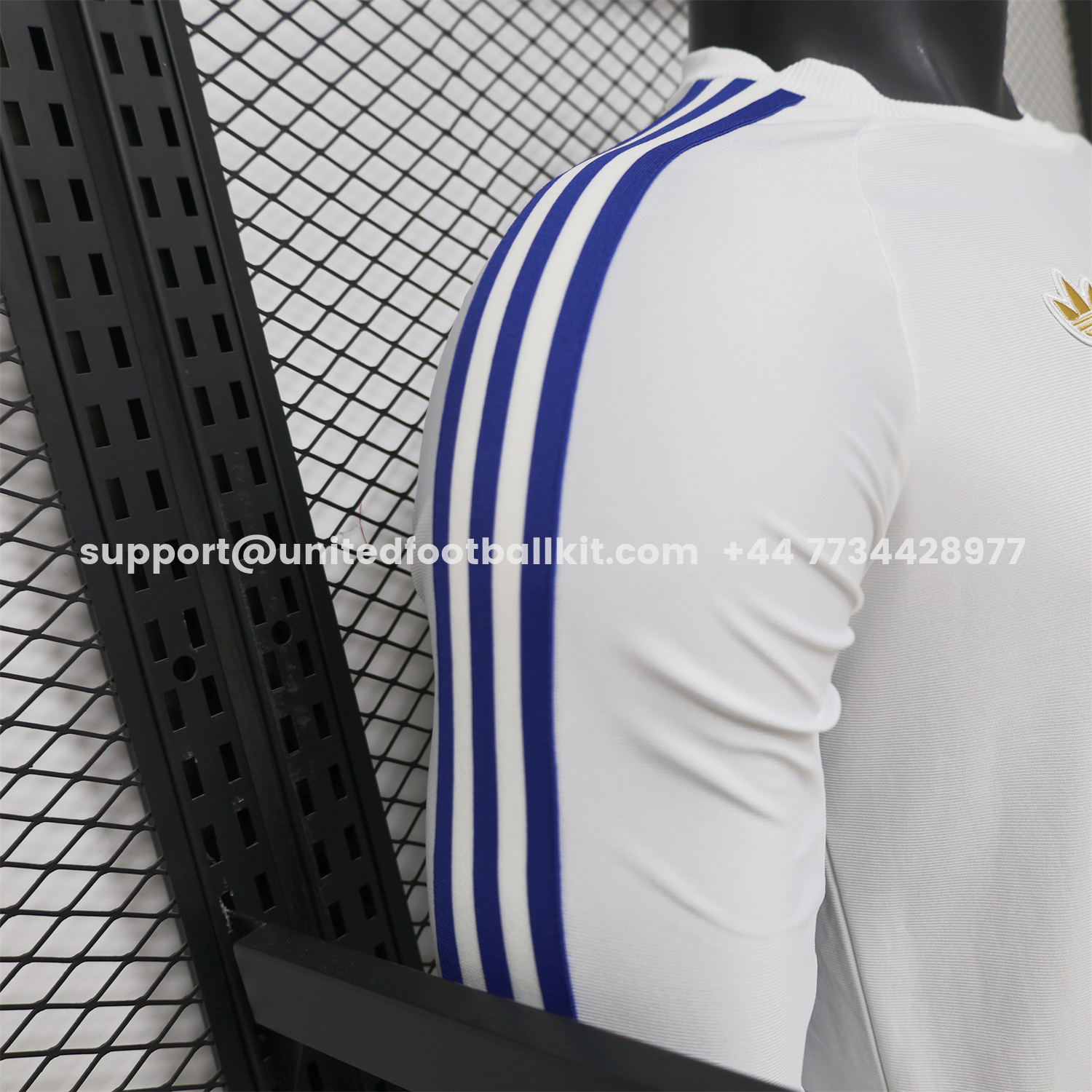 Unitedfootballkit.com | Leeds United 25-26 Icon Travel Special White Long Sleeves Jersey - Player Version -Customize Name, Number and Patch | Worldwide Shipping