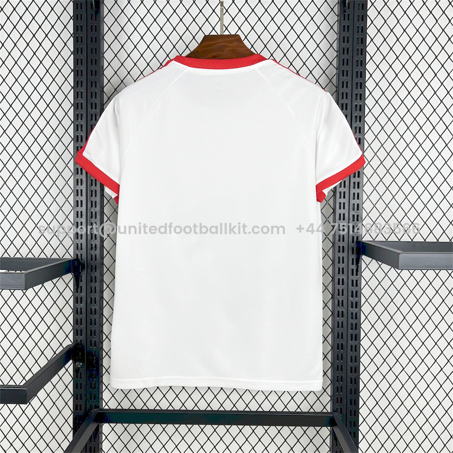 Unitedfootballkit.com | Retro Flamengo 1981-82 Away Jersey -Customize Name, Number and Patch | Worldwide Shipping