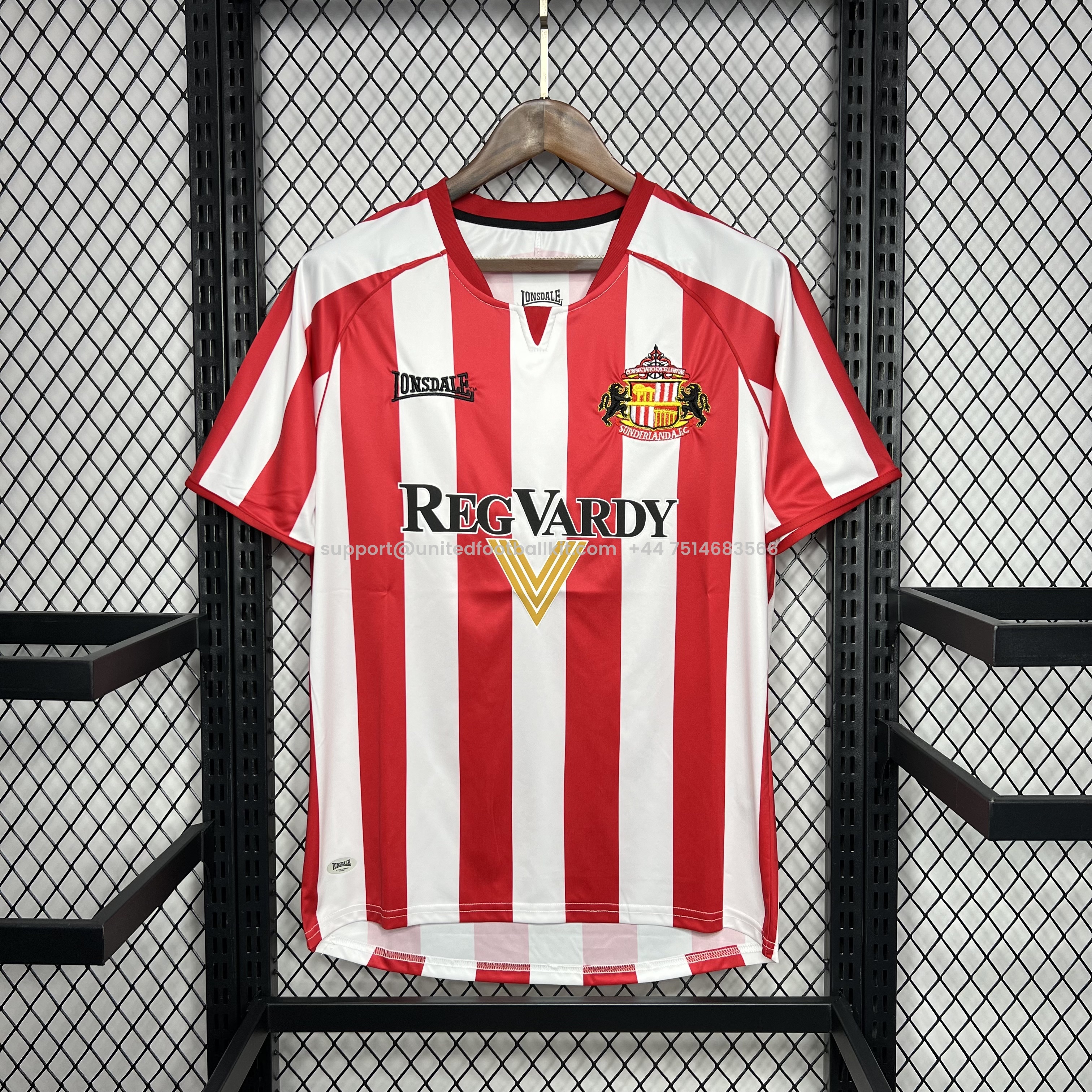 Unitedfootballkit.com | Retro Sunderland 2005-06 Home Stadium Jersey -Customize Name, Number and Patch | Worldwide Shipping