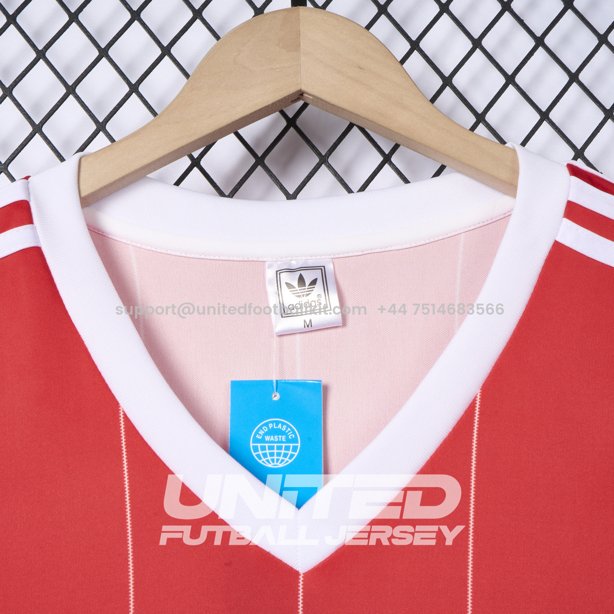 Unitedfootballkit.com | Retro Hamburger SV 83-84 Away Stadium Jersey -Customize Name, Number and Patch | Worldwide Shipping