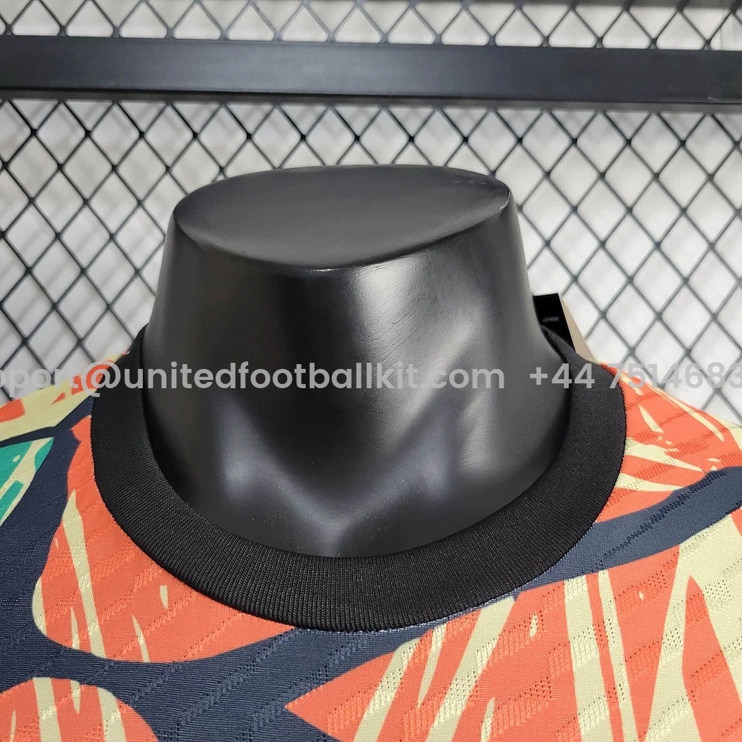 Unitedfootballkit.com | Arsenal 24-25 Red Green Pre-match Jersey - Player Version -Customize Name, Number and Patch | Worldwide Shipping