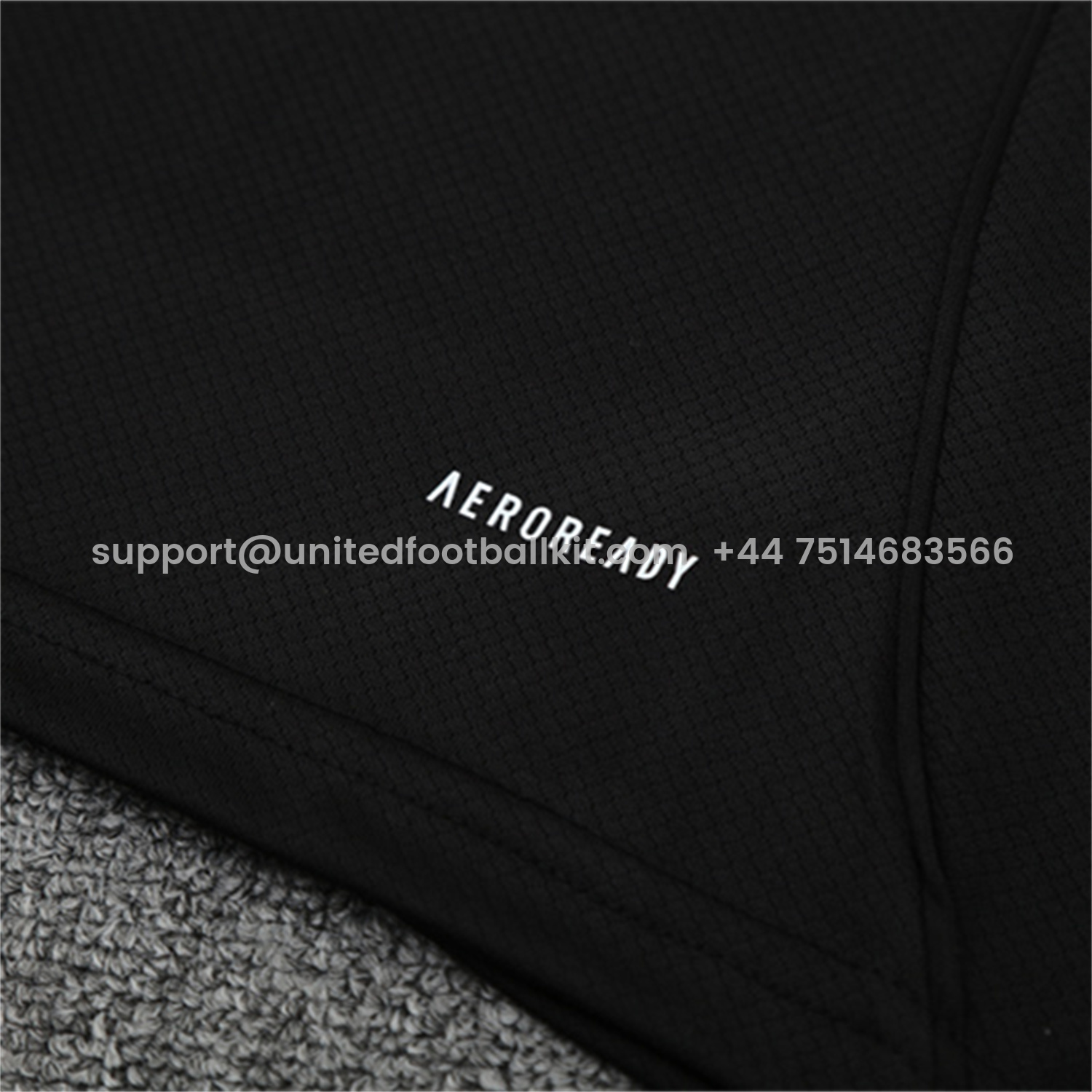 Unitedfootballkit.com | Manchester United 25-26 Kids Short-Sleeve Training Set - Black Top & Black shorts -Customize Name, Number and Patch | Worldwide Shipping