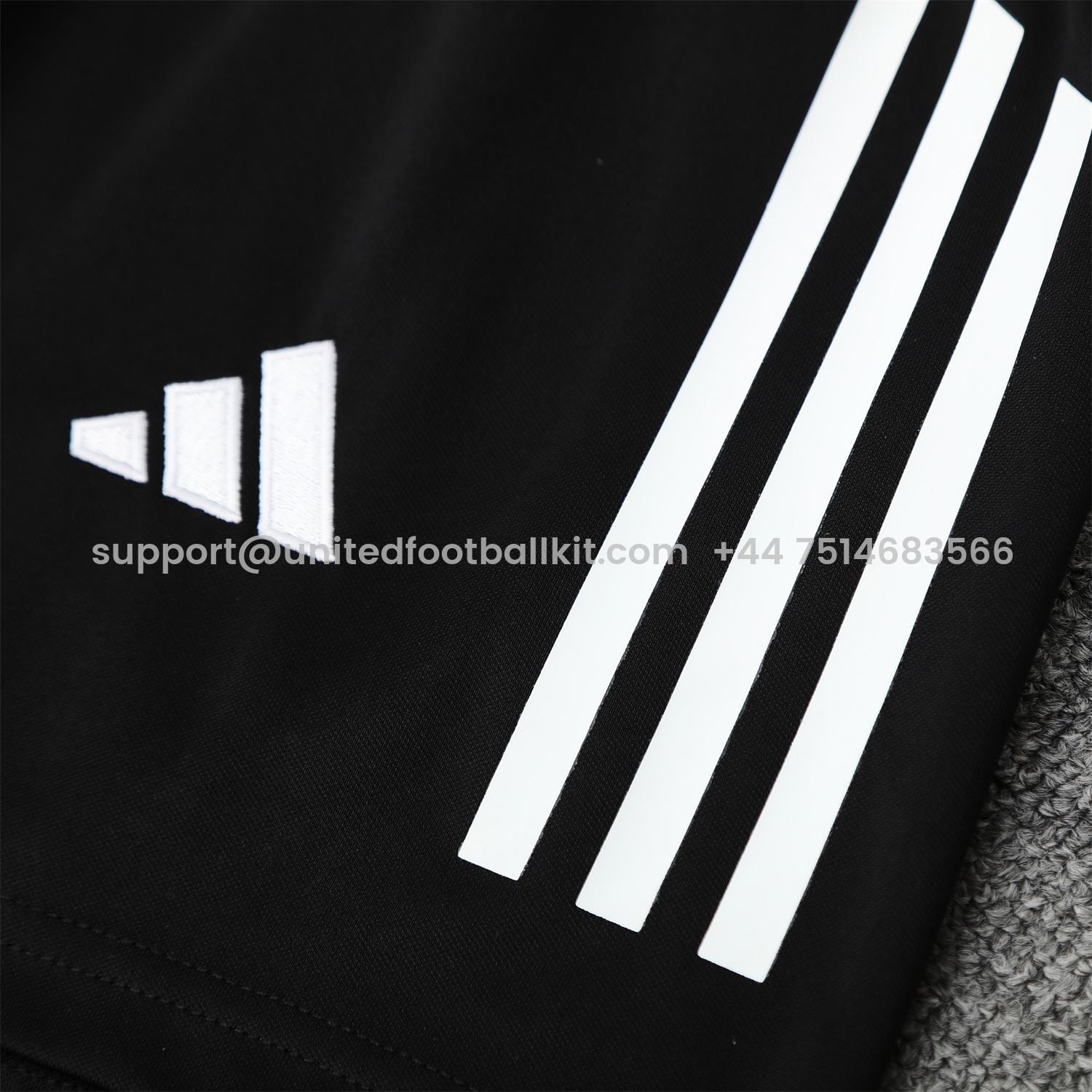 Unitedfootballkit.com | Real Madrid 25-26 Short-Sleeve Training Set - Blue Black Dragon Top & Black-White Shorts -Customize Name, Number and Patch | Worldwide Shipping