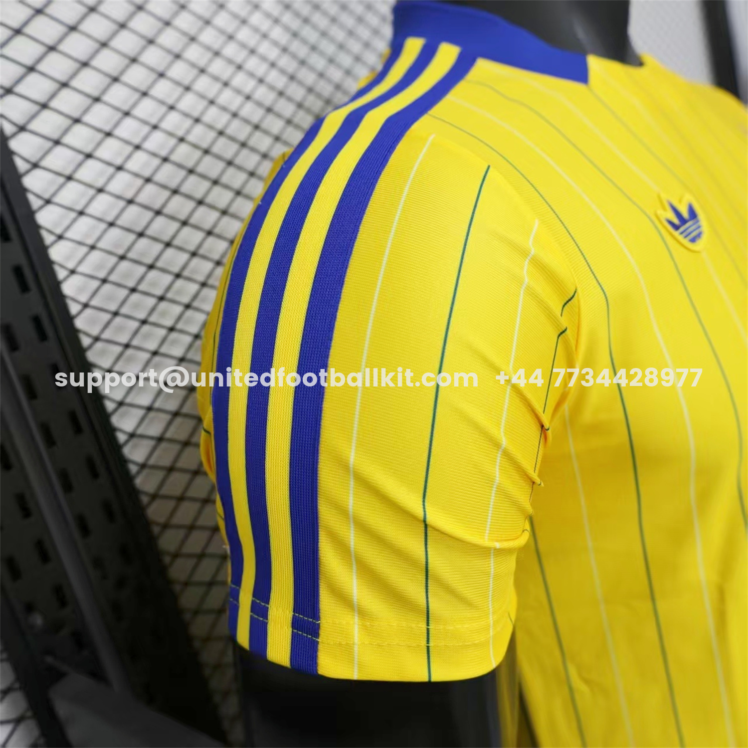 Unitedfootballkit.com | Leeds United 25-26 Icon Travel Special Edition Yellow Jersey - Player Version -Customize Name, Number and Patch | Worldwide Shipping