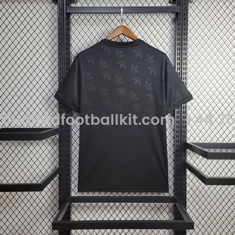 Unitedfootballkit.com | Bayern Munich 24-25 Black Training Jersey - Fans Version -Customize Name, Number and Patch | Worldwide Shipping