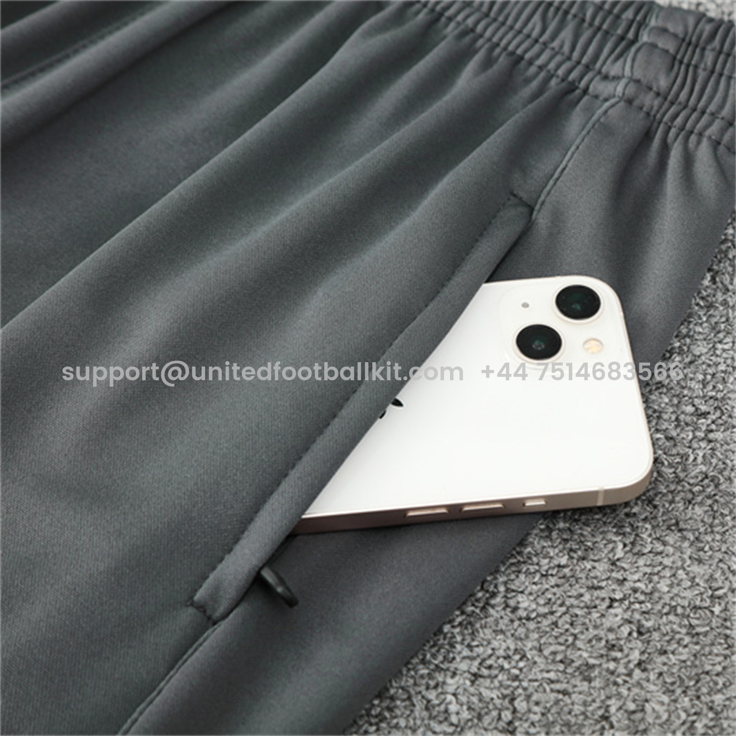 Unitedfootballkit.com | Bayern Munich 25-26 Long Sleeves Training Set - Dark Grey Top & Pants -Customize Name, Number and Patch | Worldwide Shipping