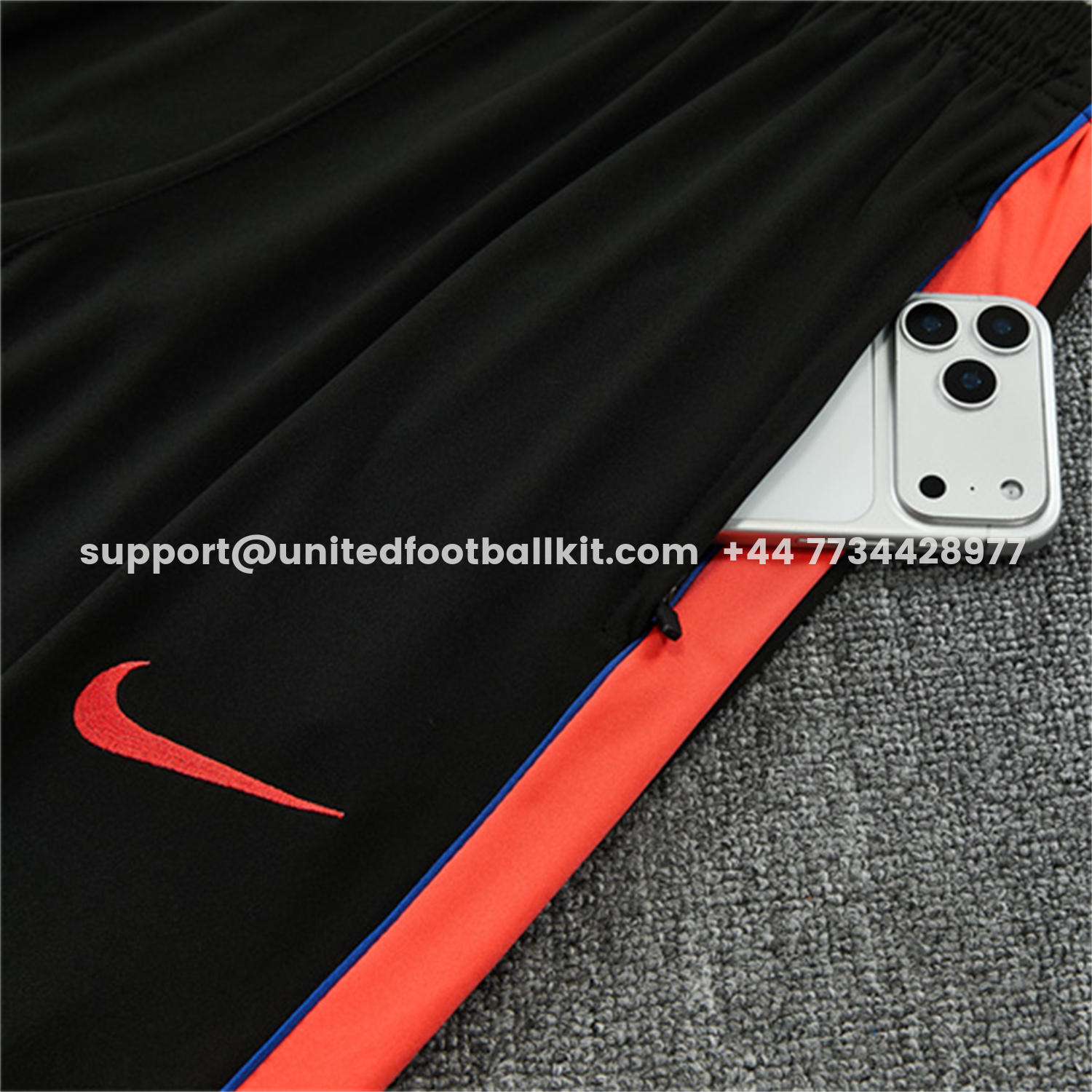 Unitedfootballkit.com | Paris Saint-Germain 26-27 Long Sleeves Training Set - Black With Pink Top & Pants -Customize Name, Number and Patch | Worldwide Shipping