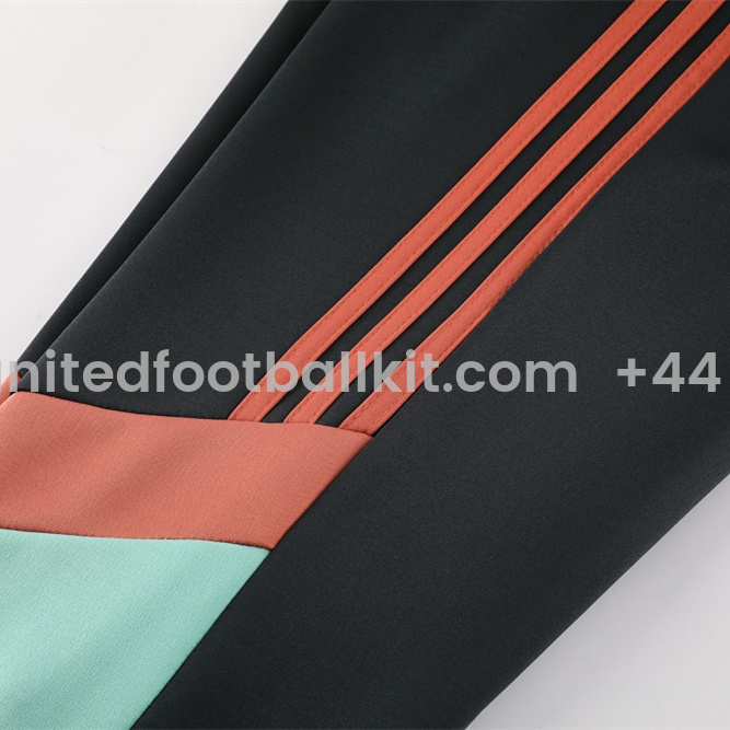 Unitedfootballkit.com | Bayern Munich 24-25 Jacket Training Tracksuit - Green -Customize Name, Number and Patch | Worldwide Shipping