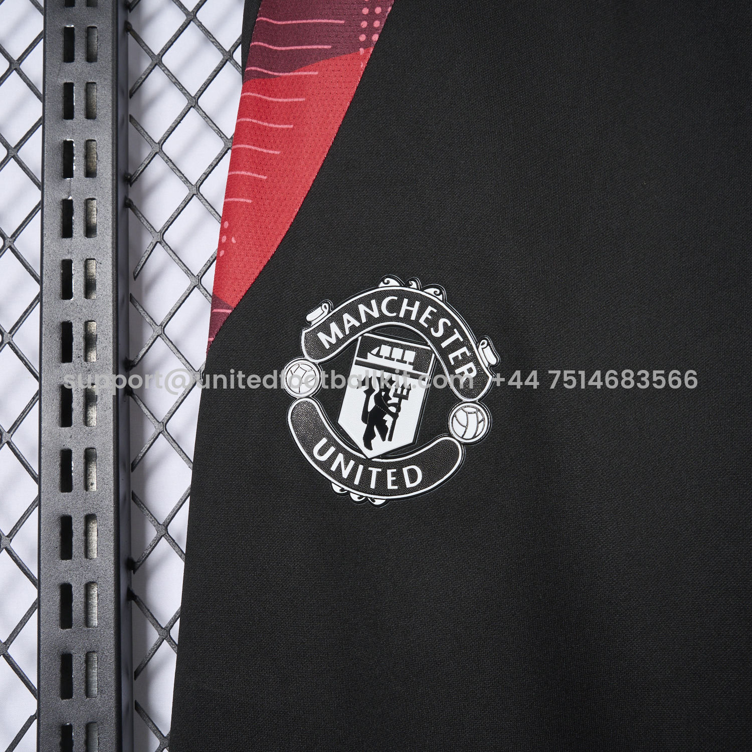 Unitedfootballkit.com | Manchester United 25-26 Black Training Pants - Player Version -Customize Name, Number and Patch | Worldwide Shipping