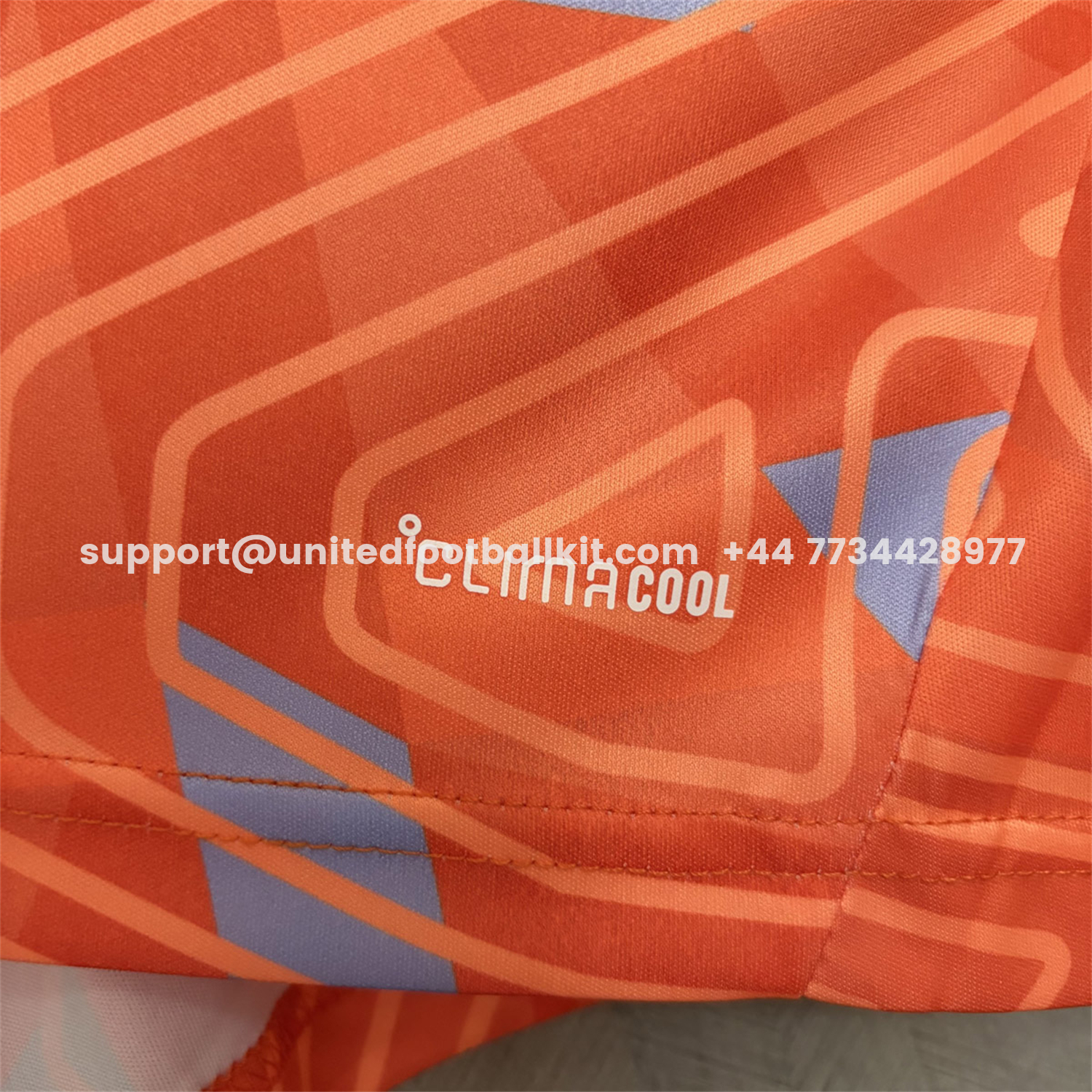 Unitedfootballkit.com | Flamengo 26-27 Red Goalkeeper Jersey - Fans Version -Customize Name, Number and Patch | Worldwide Shipping
