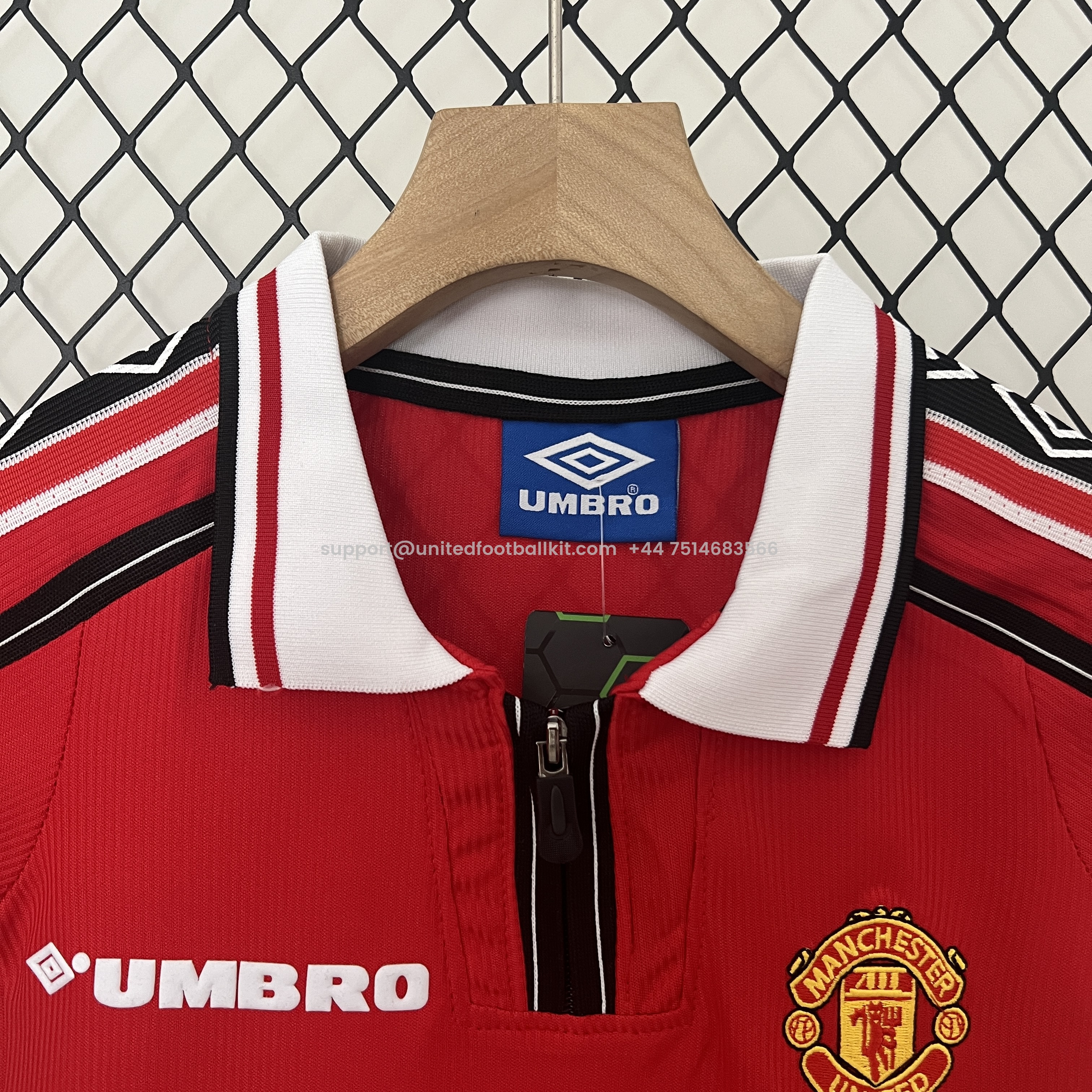 Unitedfootballkit.com | Retro Manchester United 1998-99 Home Stadium Kids Kit -Customize Name, Number and Patch | Worldwide Shipping