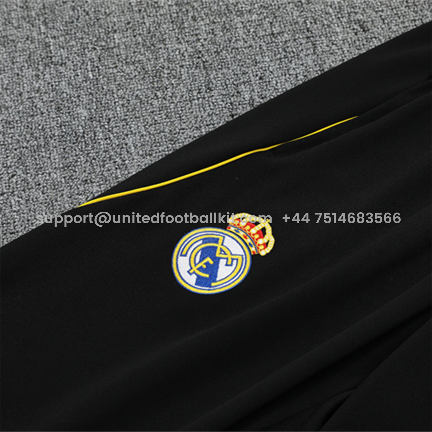 Unitedfootballkit.com | Real Madrid 25-26 Long Sleeves Training Set - Black Top & Black Pants -Customize Name, Number and Patch | Worldwide Shipping