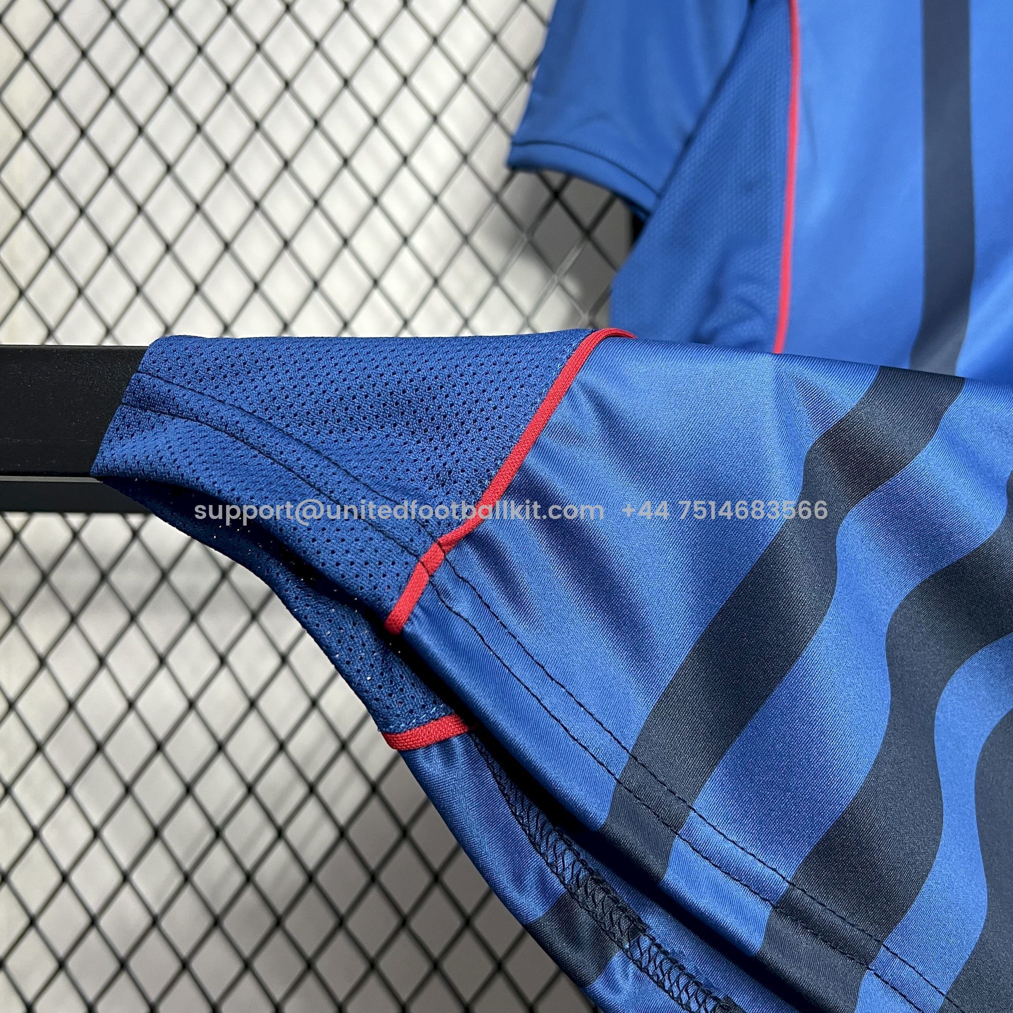 Unitedfootballkit.com | Retro Barcelona 04-05 Away Jersey -Customize Name, Number and Patch | Worldwide Shipping