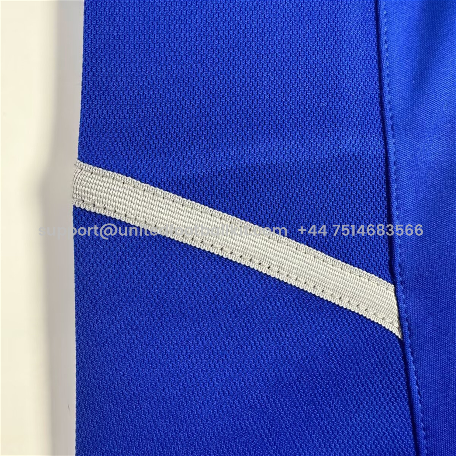 Unitedfootballkit.com | Retro Manchester United 02-03 Third Jersey -Customize Name, Number and Patch | Worldwide Shipping