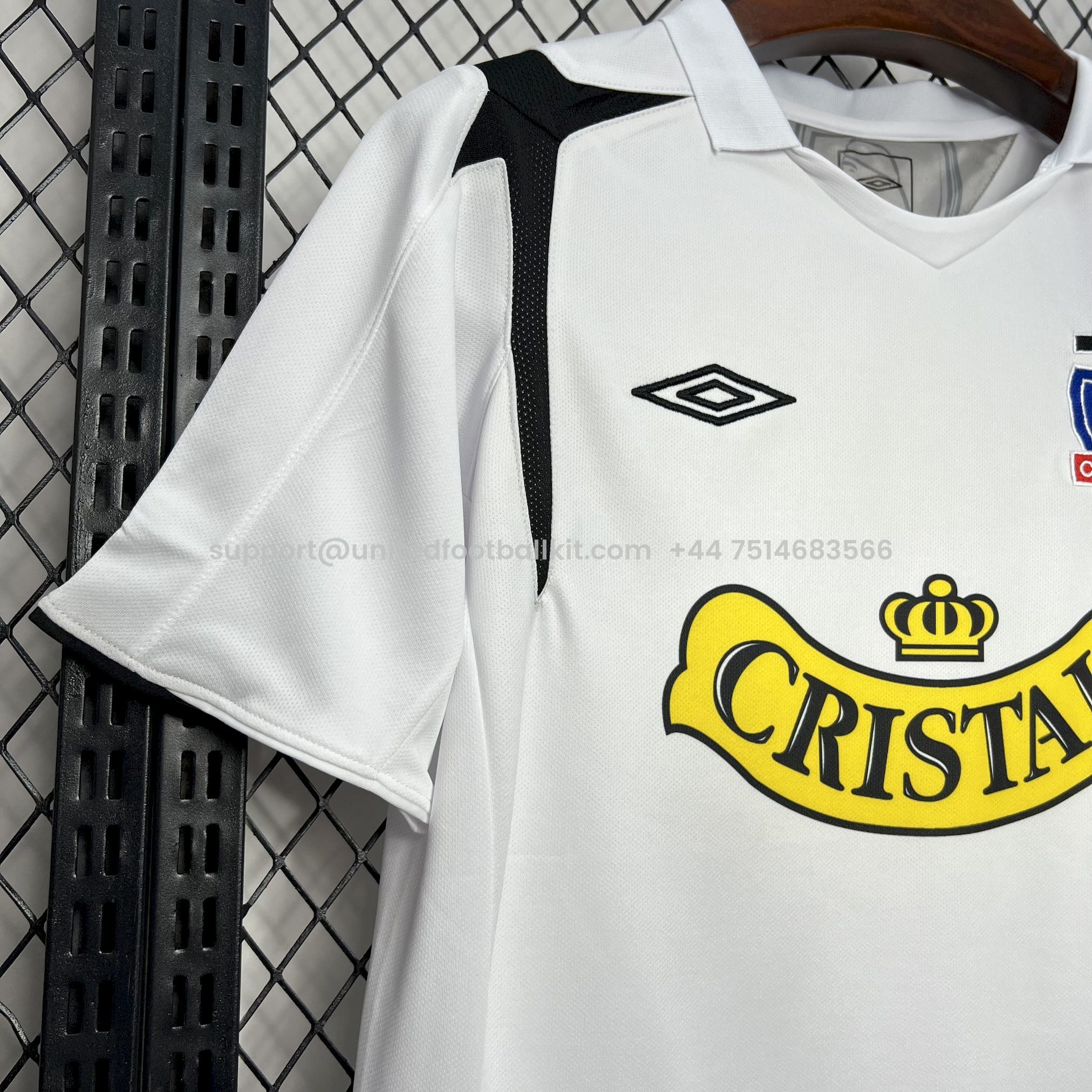 Unitedfootballkit.com | Retro Colo Colo 2006 Home Jersey -Customize Name, Number and Patch | Worldwide Shipping