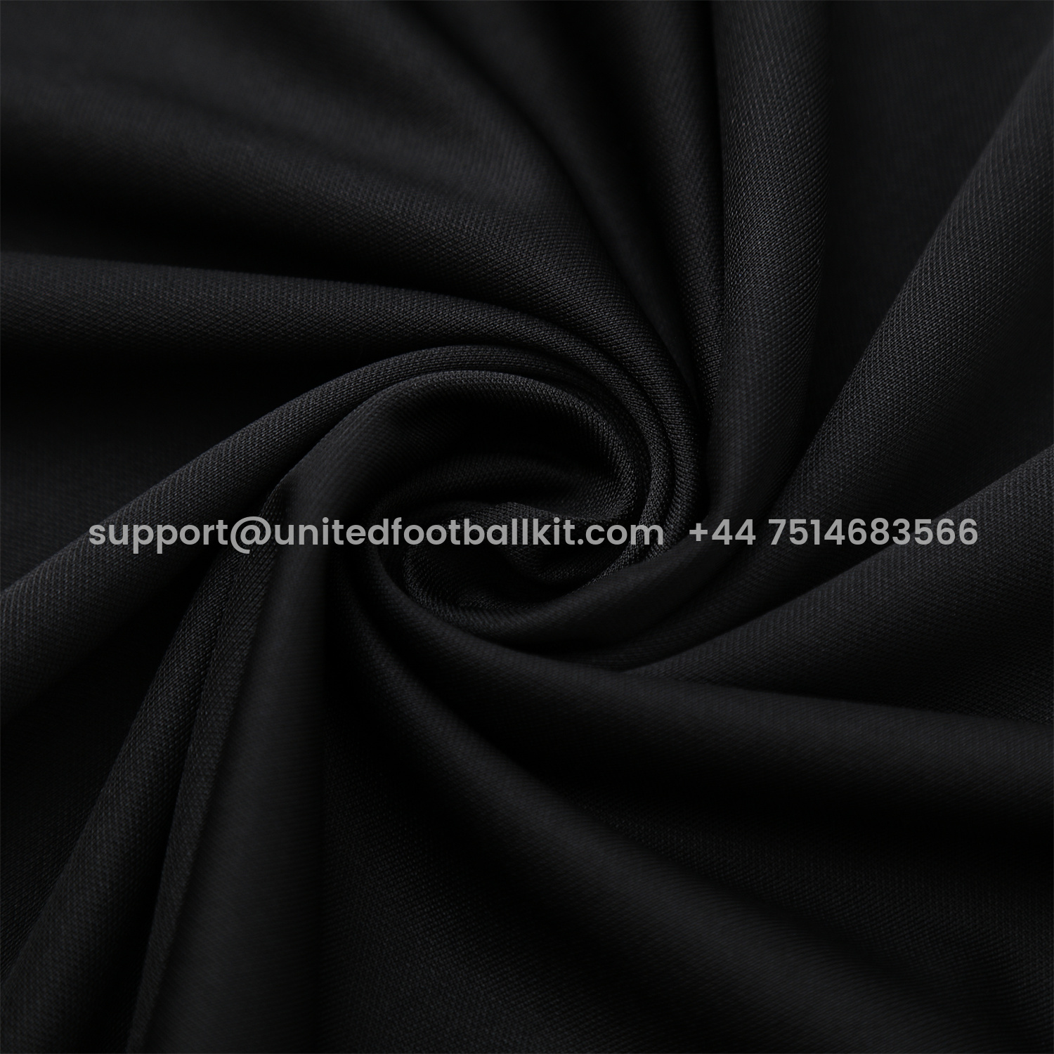 Unitedfootballkit.com | Brazil 25-26 Green Jesus Statue Short-Sleeve Training Set - Green Top & Black Shorts -Customize Name, Number and Patch | Worldwide Shipping