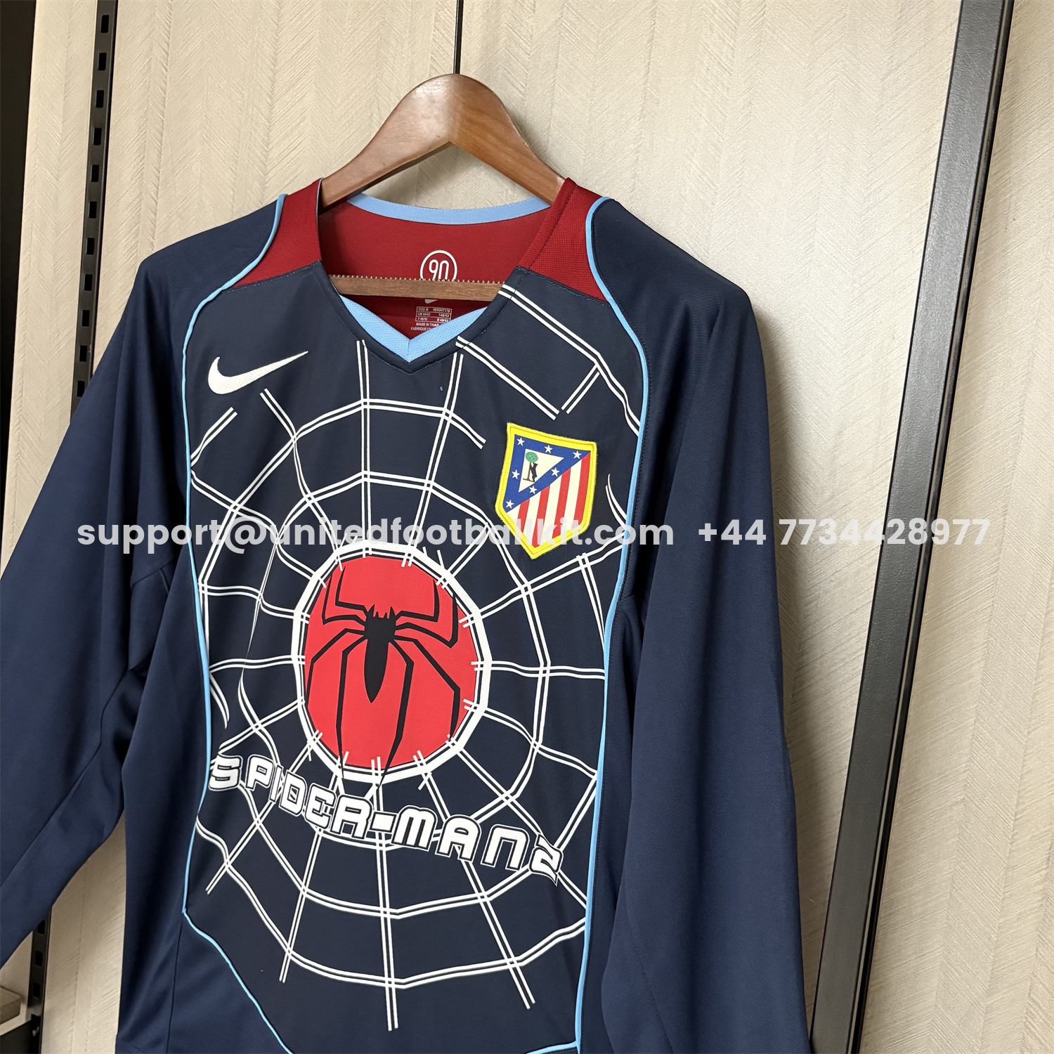 Unitedfootballkit.com | Retro Atletico Madrid 2004-05 Away Long Sleeves Jersey - S.p.i.d.e.r M.a.n -Customize Name, Number and Patch | Worldwide Shipping