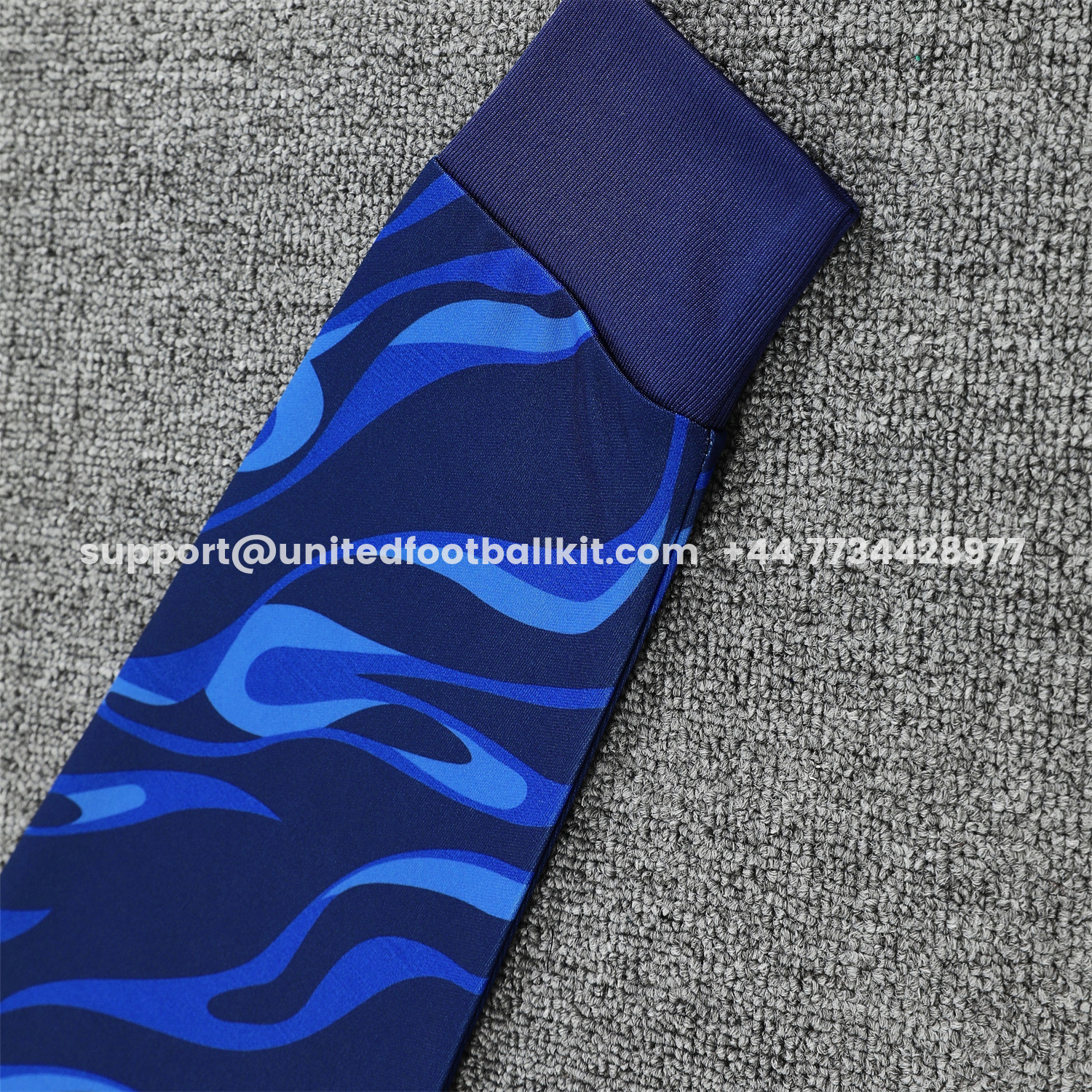 Unitedfootballkit.com | Real Madrid 25-26 Training Hoodie Set - Blue Hoodie and Deep Blue Pants -Customize Name, Number and Patch | Worldwide Shipping