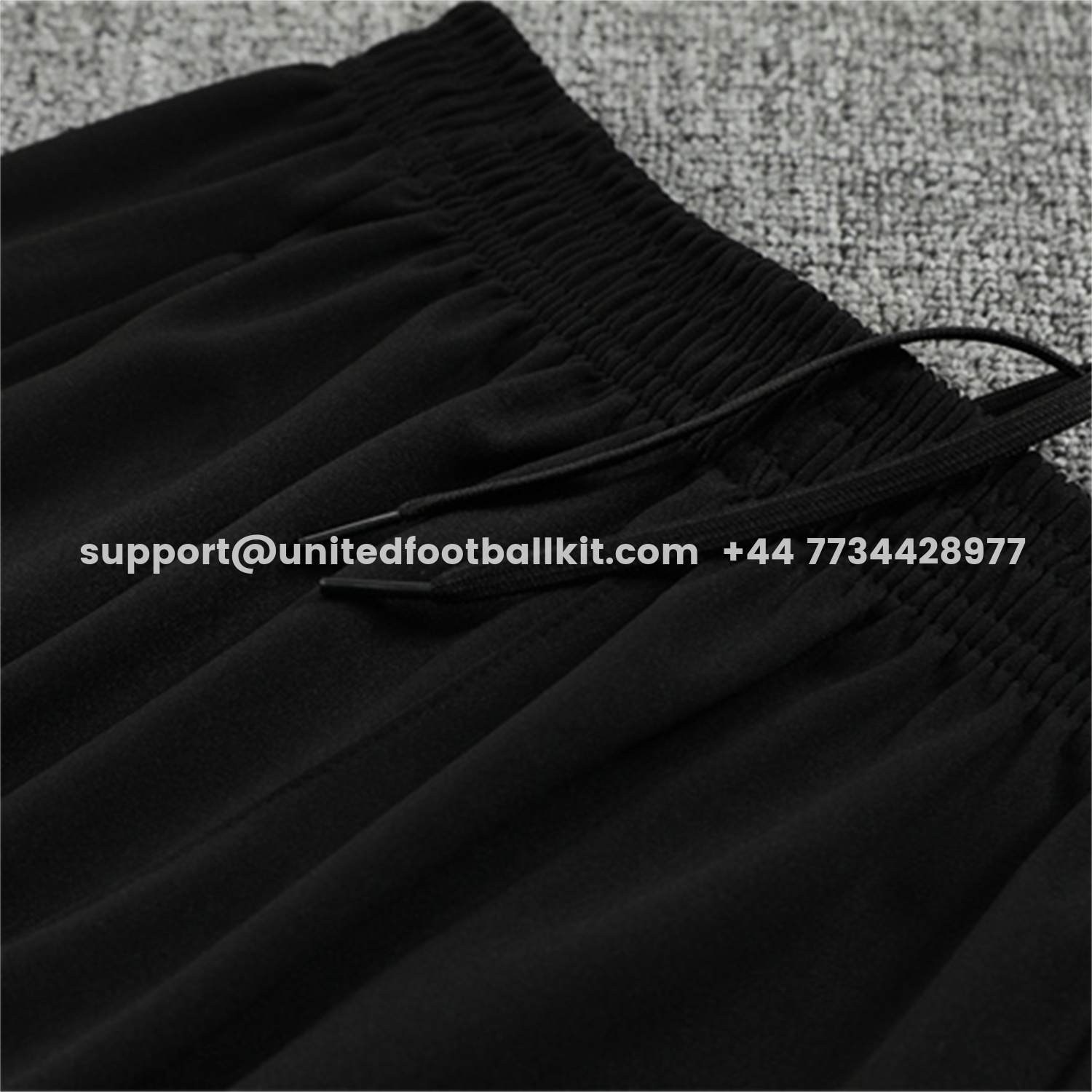 Unitedfootballkit.com | Liver.pool 25-26 Long Sleeve Training Set - Player Version - White Top & Black Pants -Customize Name, Number and Patch | Worldwide Shipping