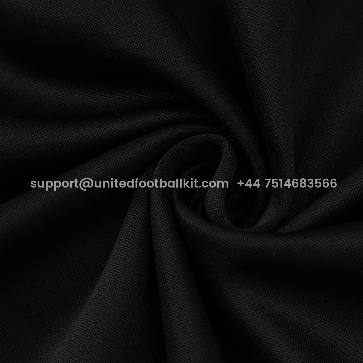 Unitedfootballkit.com | Bayern Munich 25-26 Long Sleeves Training Set - Black Top & Pants with Orange Badge -Customize Name, Number and Patch | Worldwide Shipping