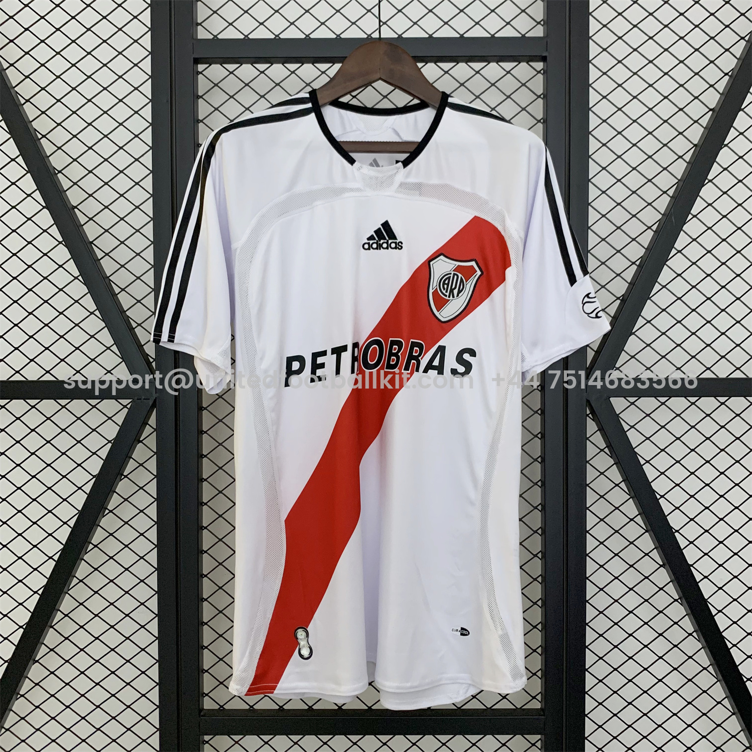 Unitedfootballkit.com | Retro River Plate 2006-07 Home Jersey -Customize Name, Number and Patch | Worldwide Shipping