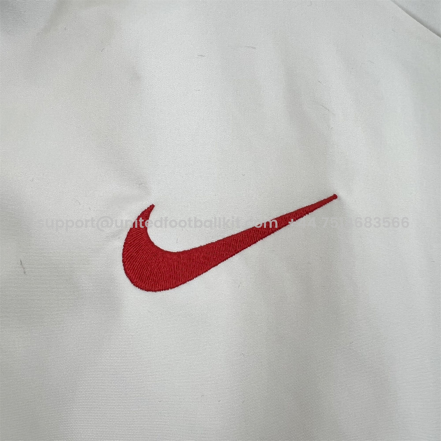 Unitedfootballkit.com | Retro Barcelona 1994-95 Player Windbreaker - White -Customize Name, Number and Patch | Worldwide Shipping