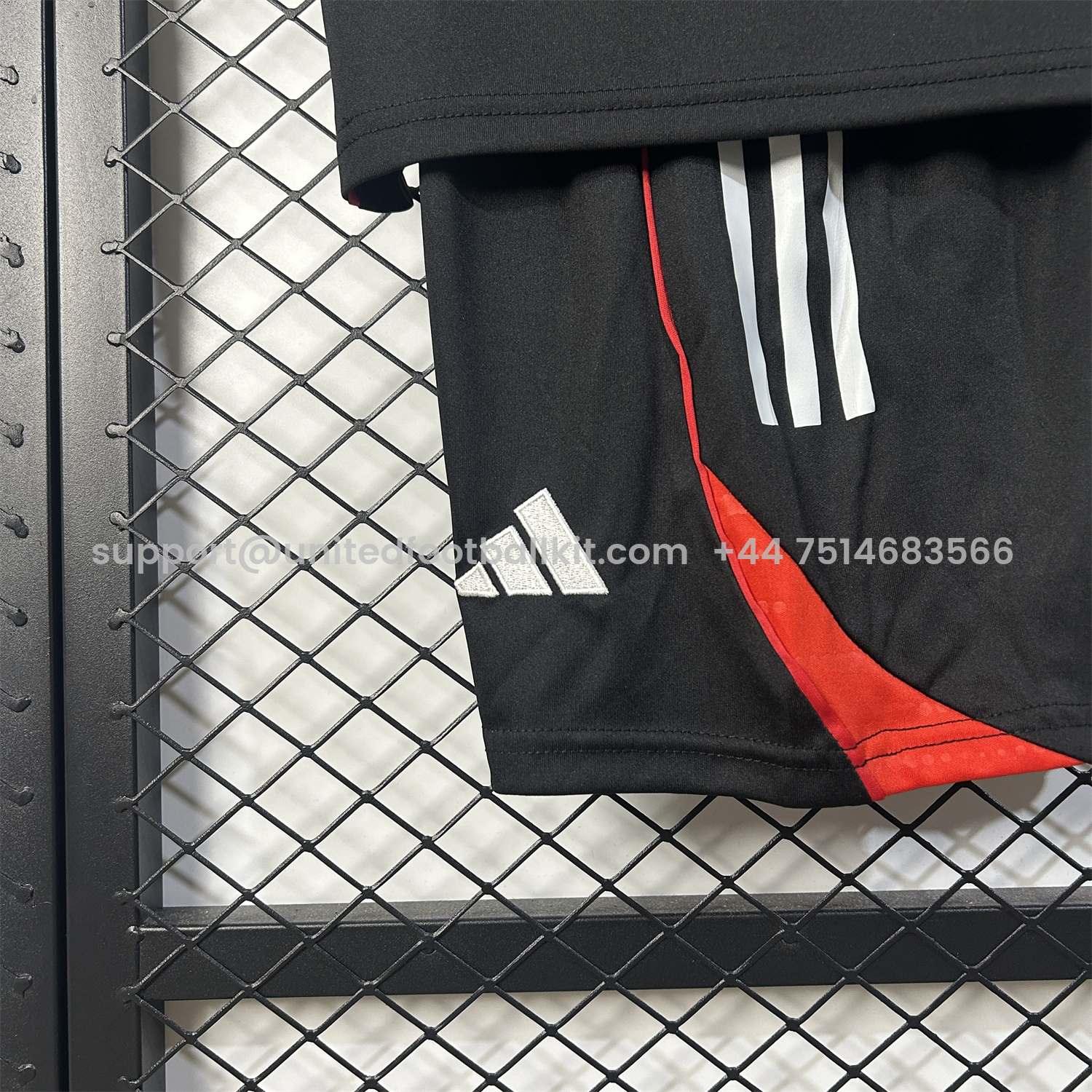 Unitedfootballkit.com | Benfica 25-26 Black Training Kids Kit -Customize Name, Number and Patch | Worldwide Shipping