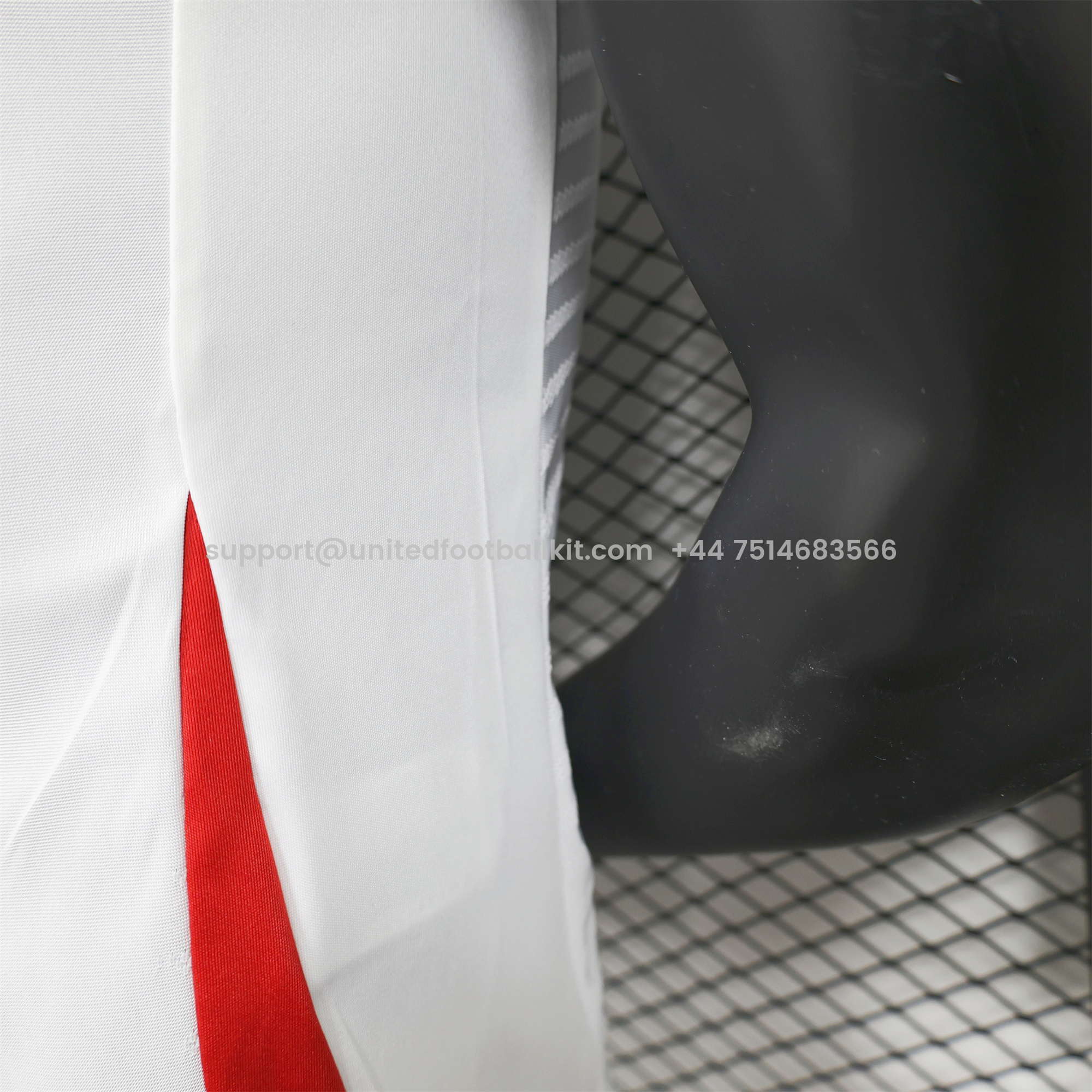 Unitedfootballkit.com | Manchester United 24-25 White Training 3 Jersey - Player Version -Customize Name, Number and Patch | Worldwide Shipping