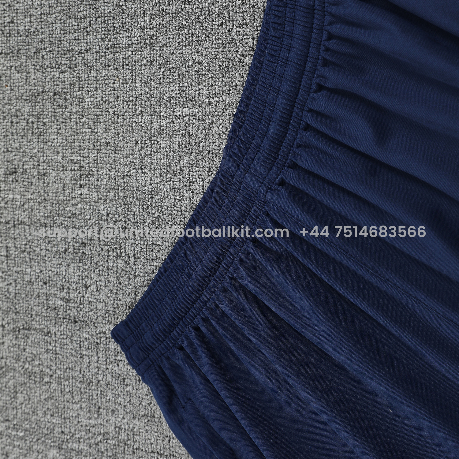 Unitedfootballkit.com | Barcelona 25-26 Vest Training Set - Cream Vest & Deep Blue Shorts -Customize Name, Number and Patch | Worldwide Shipping