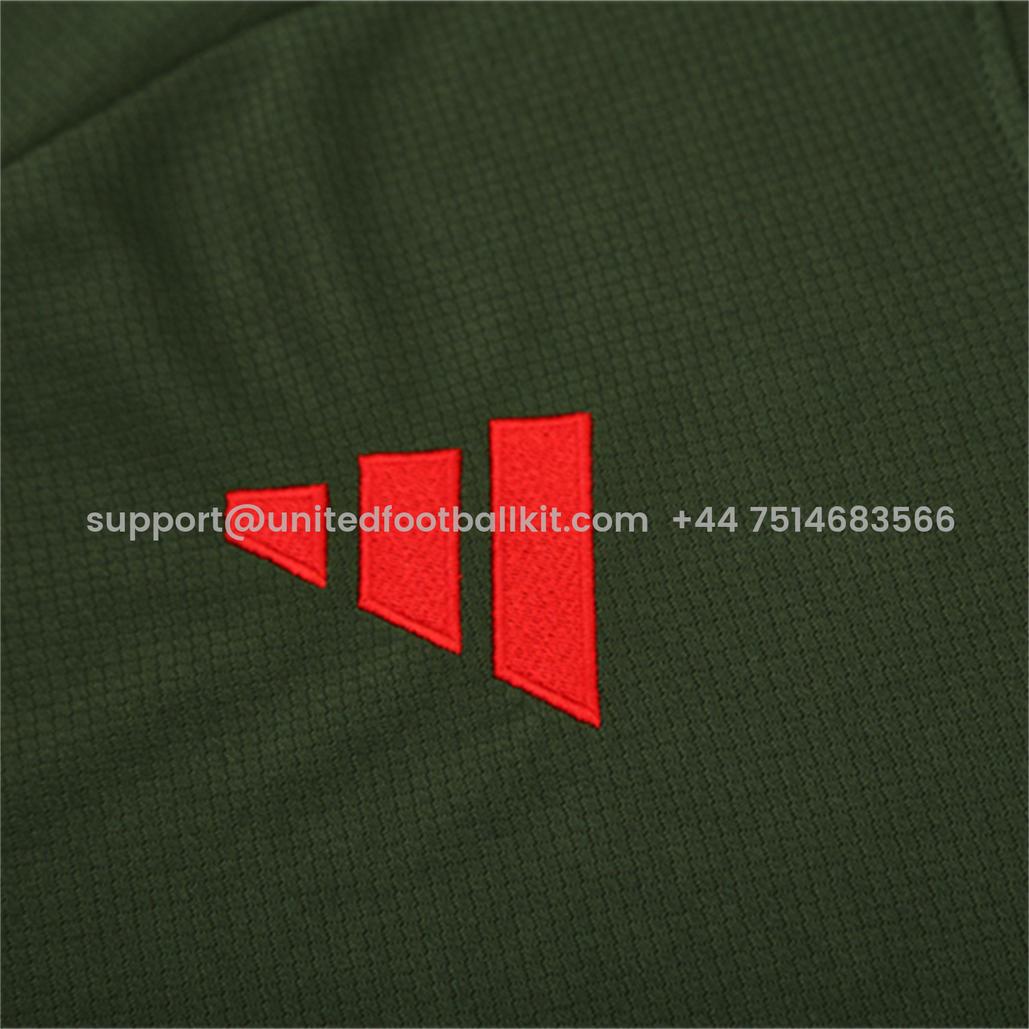 Unitedfootballkit.com | Bayern Munich 25-26 Short-Sleeve Training Set - Green Top & Black shorts -Customize Name, Number and Patch | Worldwide Shipping
