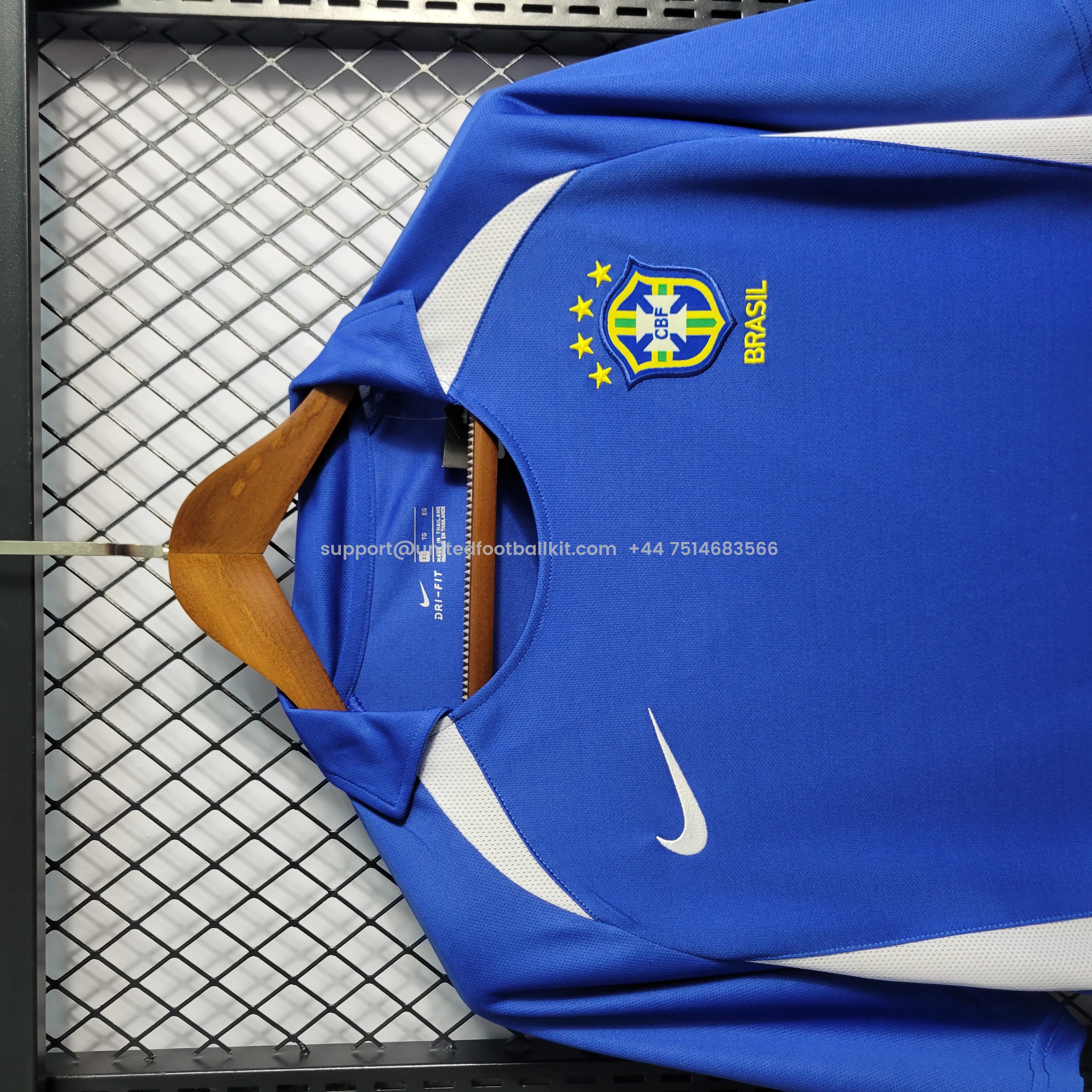 Unitedfootballkit.com | Retro Brazil 2002 Away Stadium Jersey -Customize Name, Number and Patch | Worldwide Shipping