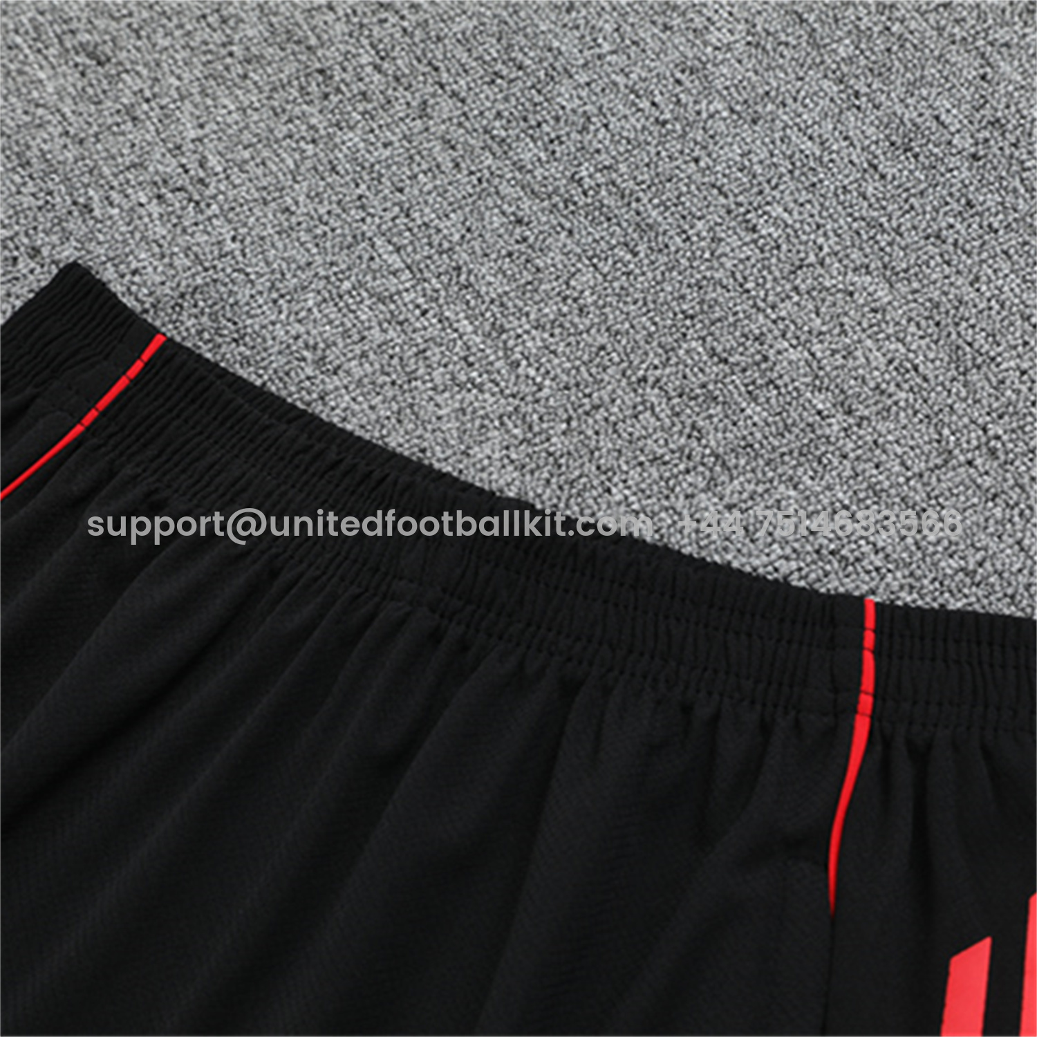 Unitedfootballkit.com | Manchester United 25-26 Kid Short-Sleeve Training Set - White Top & Black Shorts -Customize Name, Number and Patch | Worldwide Shipping