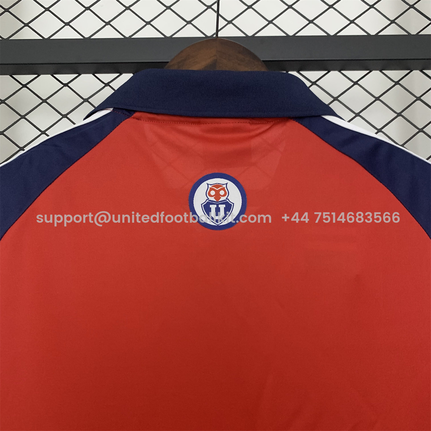 Unitedfootballkit.com | Retro Universidad De Chile 2001-02 Away Jersey -Customize Name, Number and Patch | Worldwide Shipping
