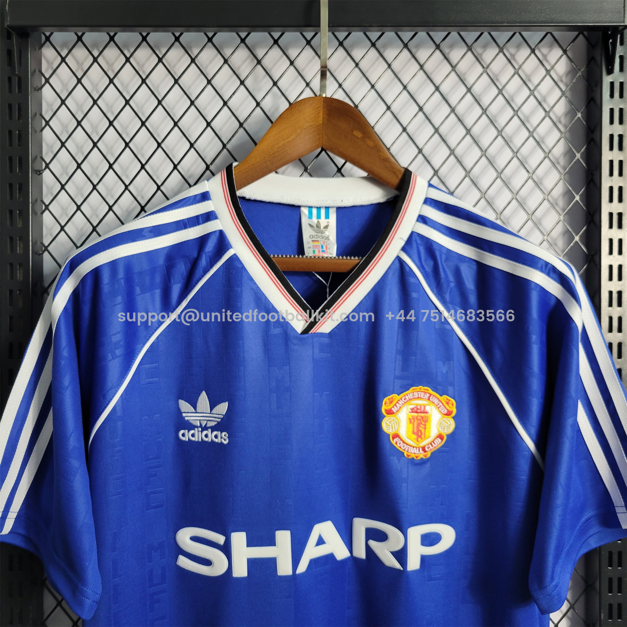 Unitedfootballkit.com | Retro Manchester United 1988-90 Third Away Jersey -Customize Name, Number and Patch | Worldwide Shipping