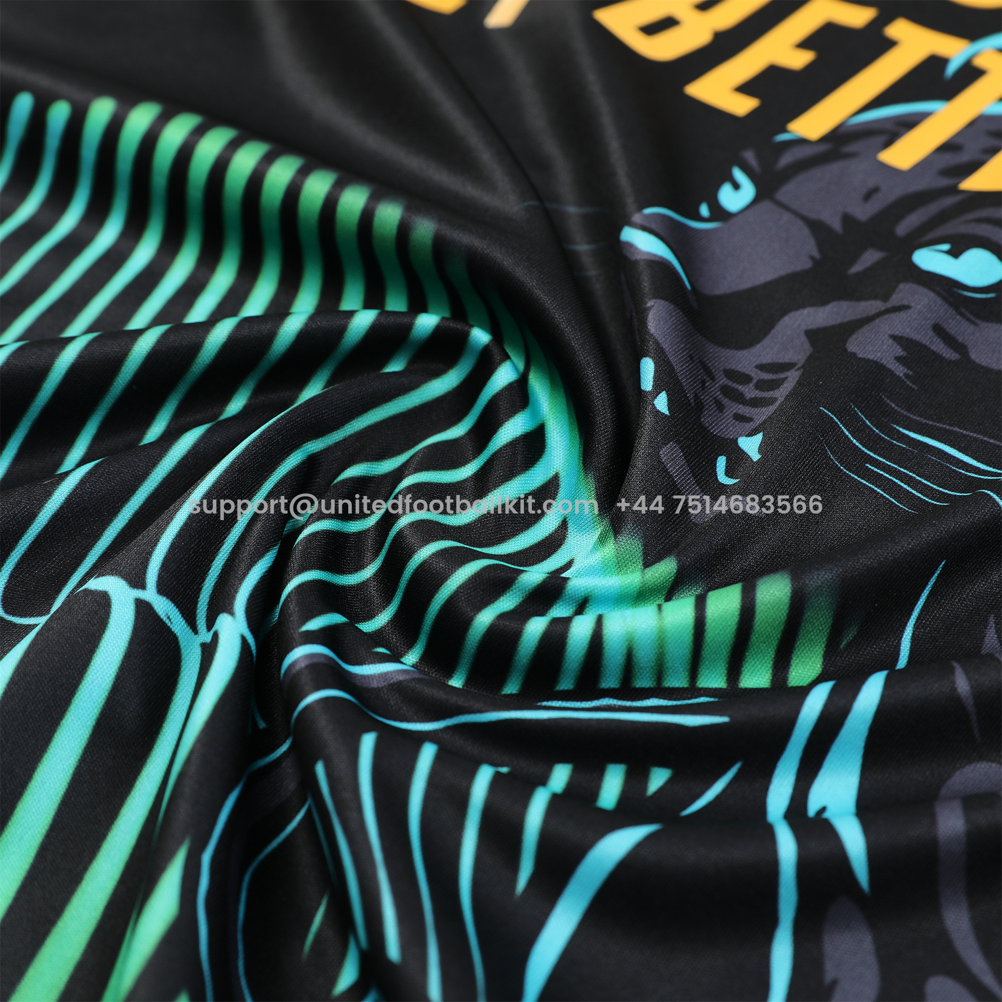 Unitedfootballkit.com | Real Madrid 24-25 Short-Sleeve Training Set - Green Leopard Top & Black Shorts -Customize Name, Number and Patch | Worldwide Shipping