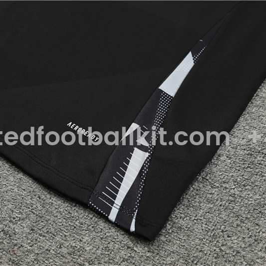 Unitedfootballkit.com | Manchester United 24-25 Kids Long Sleeve Training Set - Black -Customize Name, Number and Patch | Worldwide Shipping