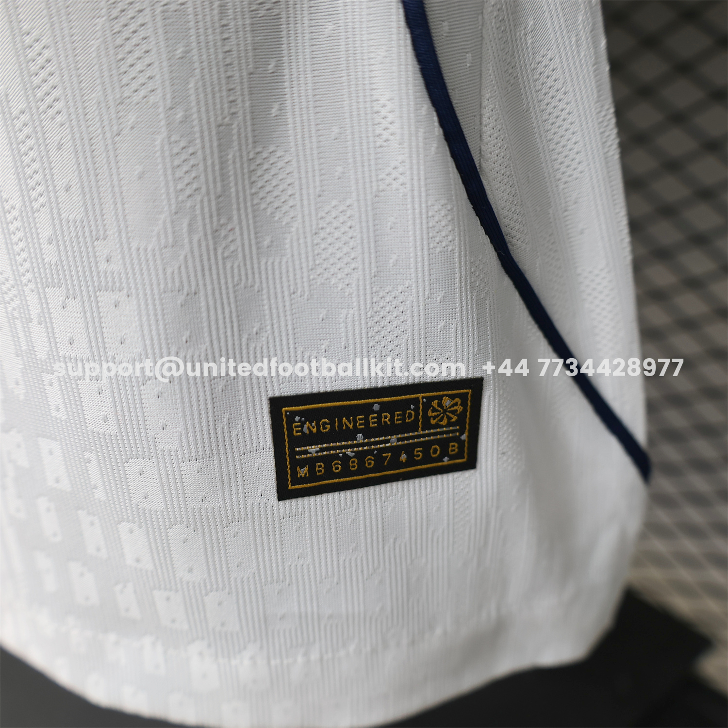 Unitedfootballkit.com | Paris Saint-Germain PSG 25-26 Red Blue Stripes White Special Jersey - Player Version -Customize Name, Number and Patch | Worldwide Shipping