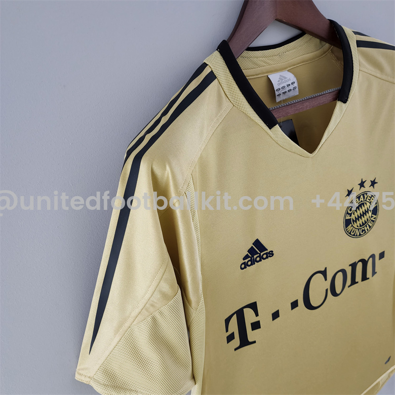 Unitedfootballkit.com | Retro Bayern Munich 2004-05 Away Jersey -Customize Name, Number and Patch | Worldwide Shipping