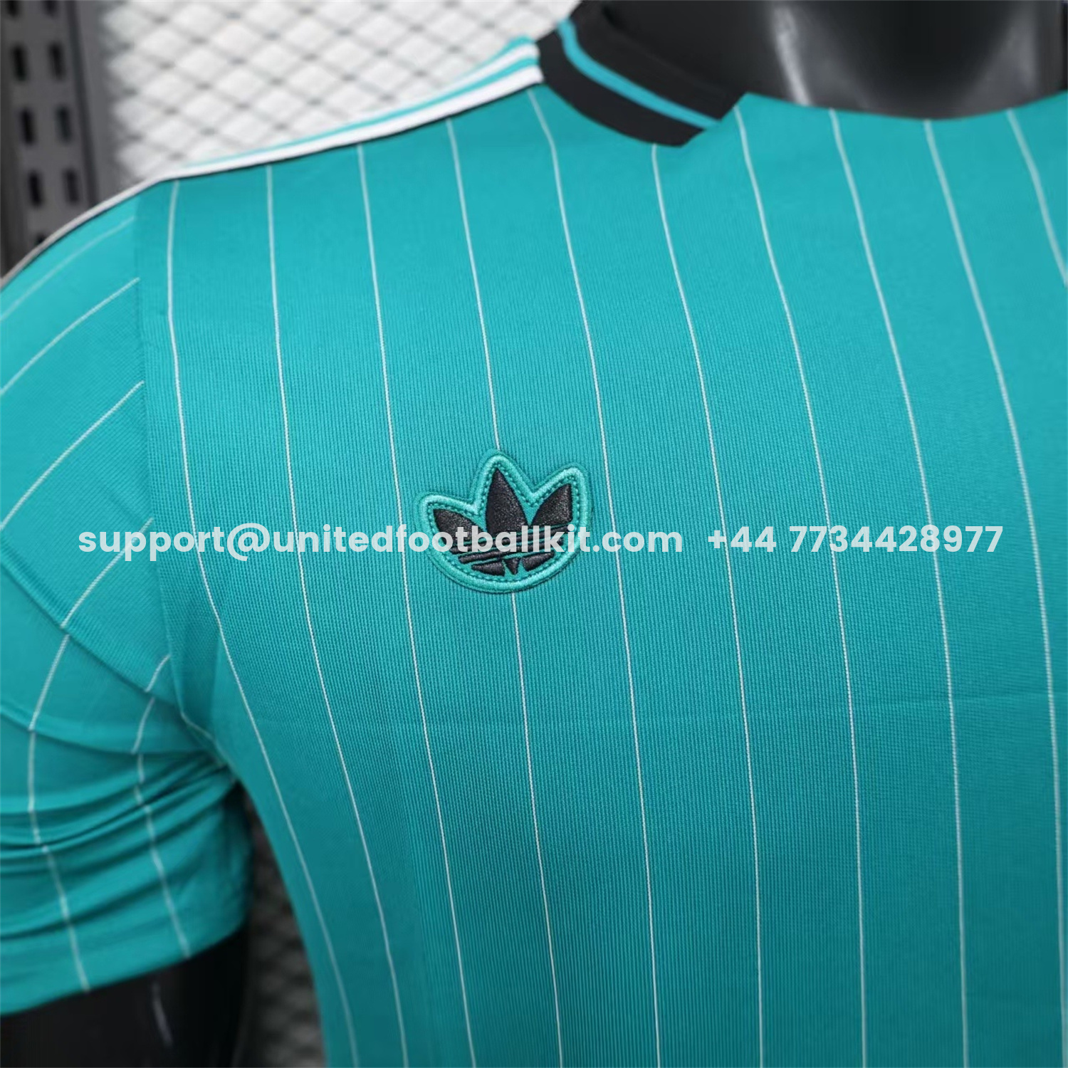 Unitedfootballkit.com | Liver.pool 25-26 Icon Range Travel Special Edition Cyan Jersey - Player Version -Customize Name, Number and Patch | Worldwide Shipping