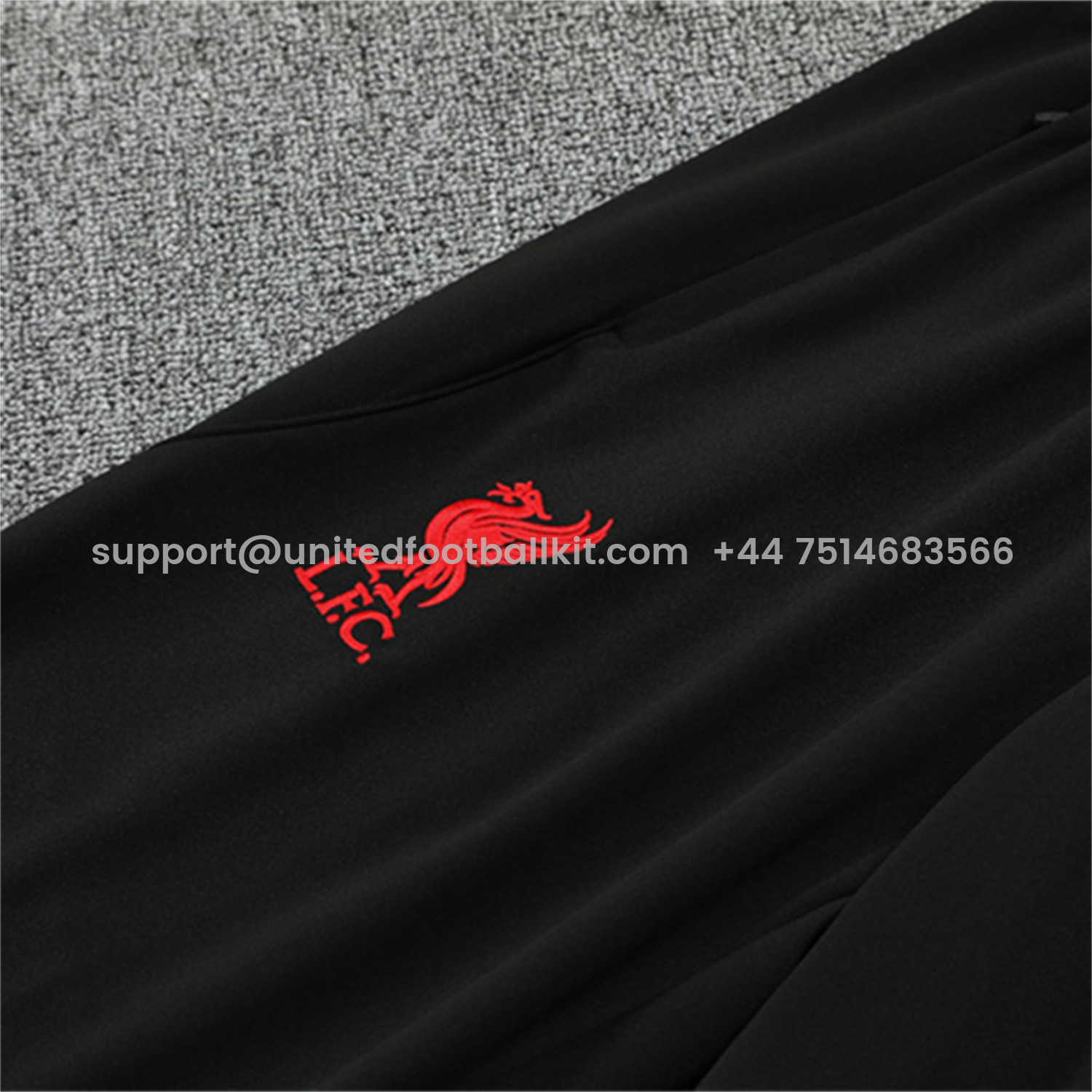 Unitedfootballkit.com | Liver.pool 25-26 Long Sleeve Training Set - Red Camouflage Top & Blsck Pants -Customize Name, Number and Patch | Worldwide Shipping