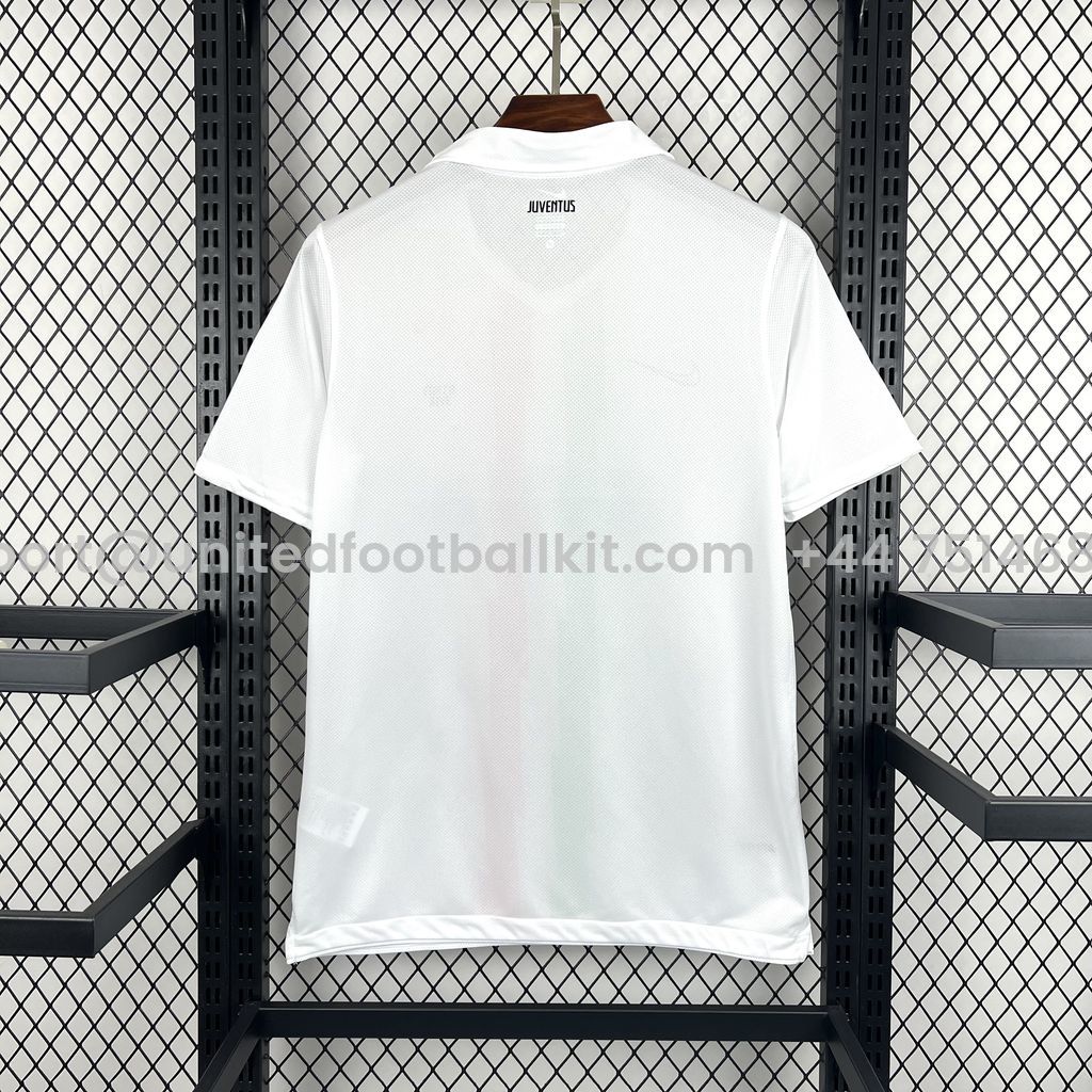 Unitedfootballkit.com | Retro Juventus 2010-11 Away Jersey -Customize Name, Number and Patch | Worldwide Shipping