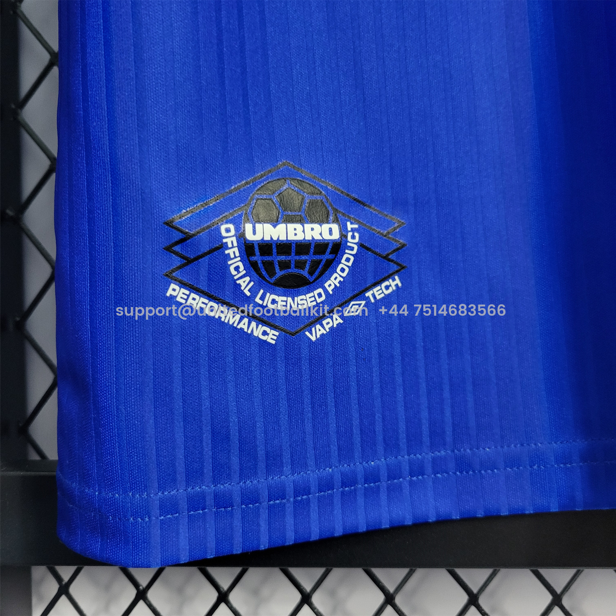 Unitedfootballkit.com | Retro Manchester United 96-97 Third Away Jersey -Customize Name, Number and Patch | Worldwide Shipping