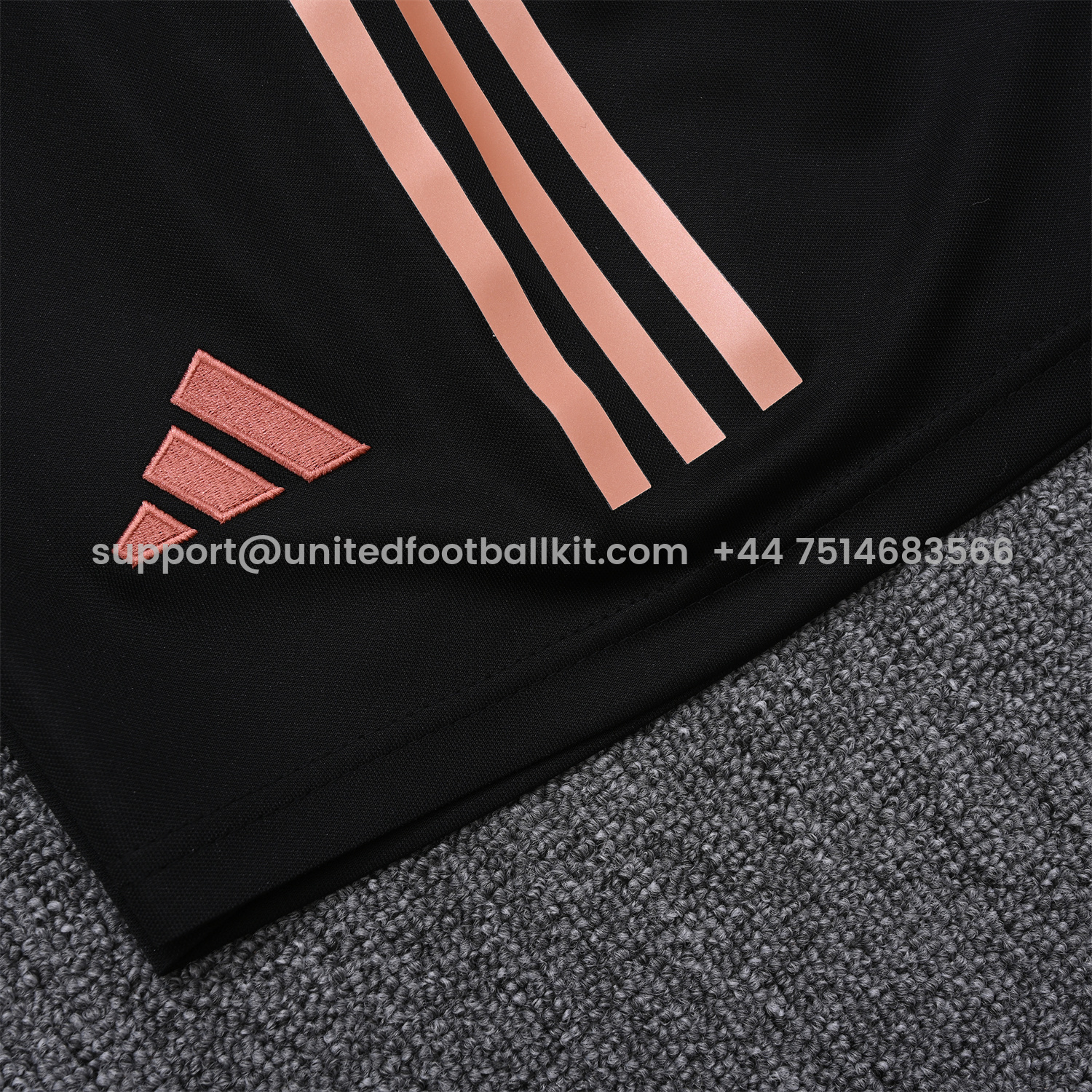 Unitedfootballkit.com | Bayern Munich 24-25 Pre-Match Vest Training Set - CamouflageTop & Black Shorts -Customize Name, Number and Patch | Worldwide Shipping