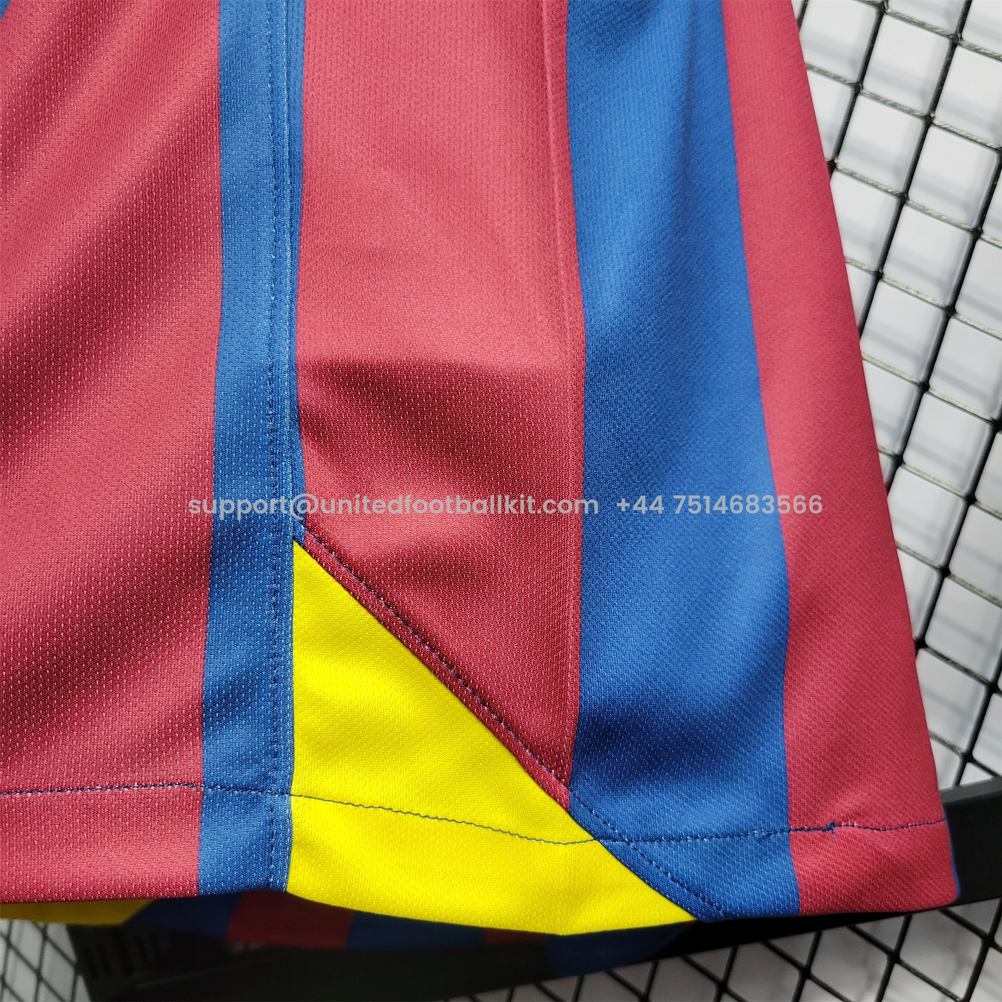 Unitedfootballkit.com | Retro Barcelona 05-06 Home Stadium Jersey - UEFA Champions League Final -Customize Name, Number and Patch | Worldwide Shipping
