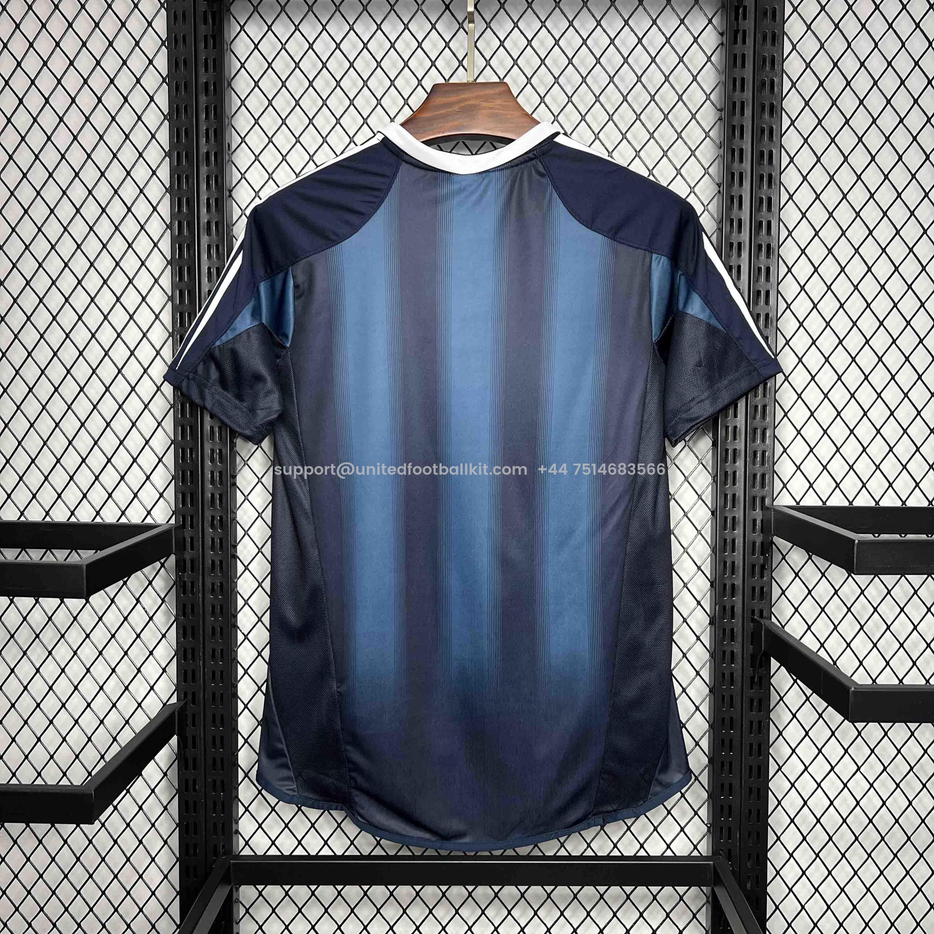 Unitedfootballkit.com | Retro Newcastle United 2004-05 Away Jersey -Customize Name, Number and Patch | Worldwide Shipping