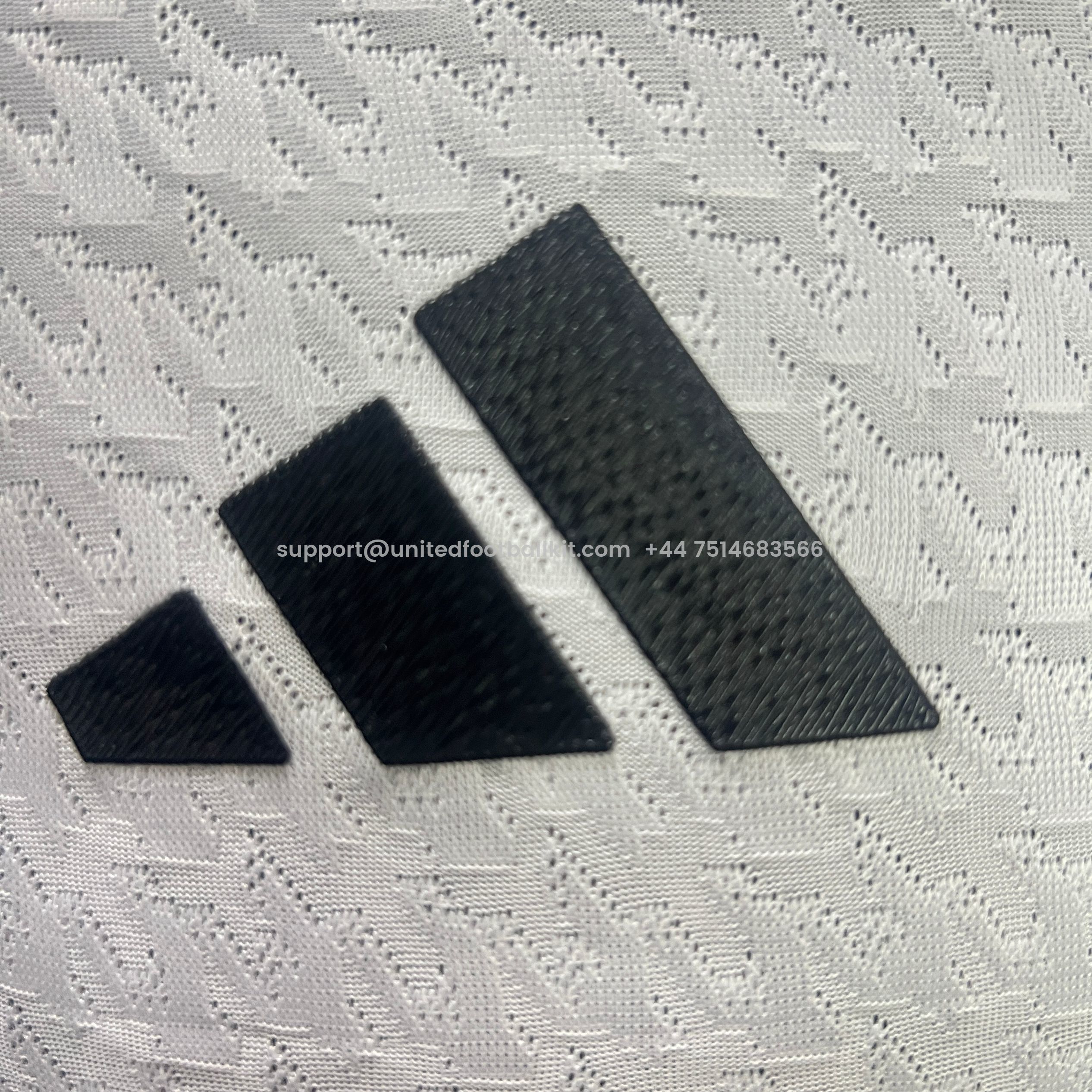 Unitedfootballkit.com | Real Madrid 24-25 Home Long Sleeve Jersey - Player Version -Customize Name, Number and Patch | Worldwide Shipping